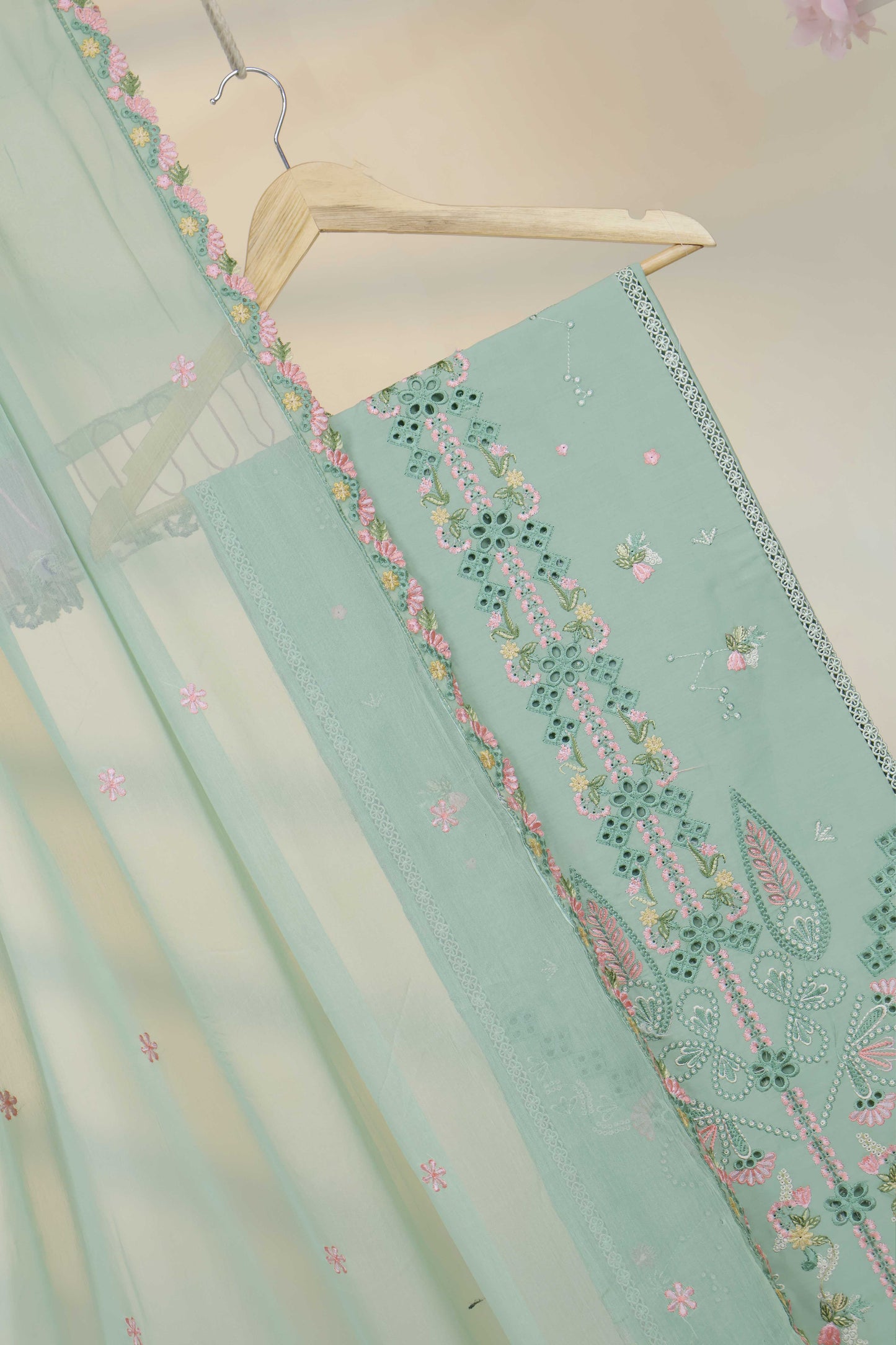 Luxury Lawn Embroidered Suit ELHA42