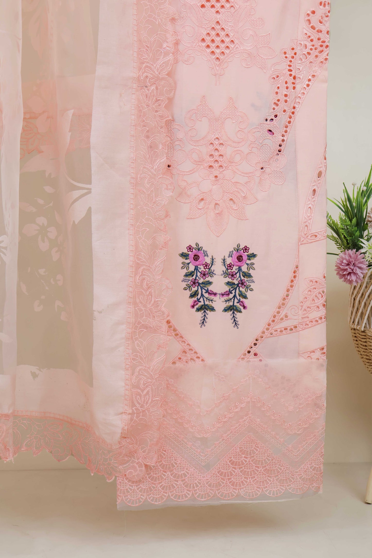 Luxury Lawn Embroidered suit ELHA49