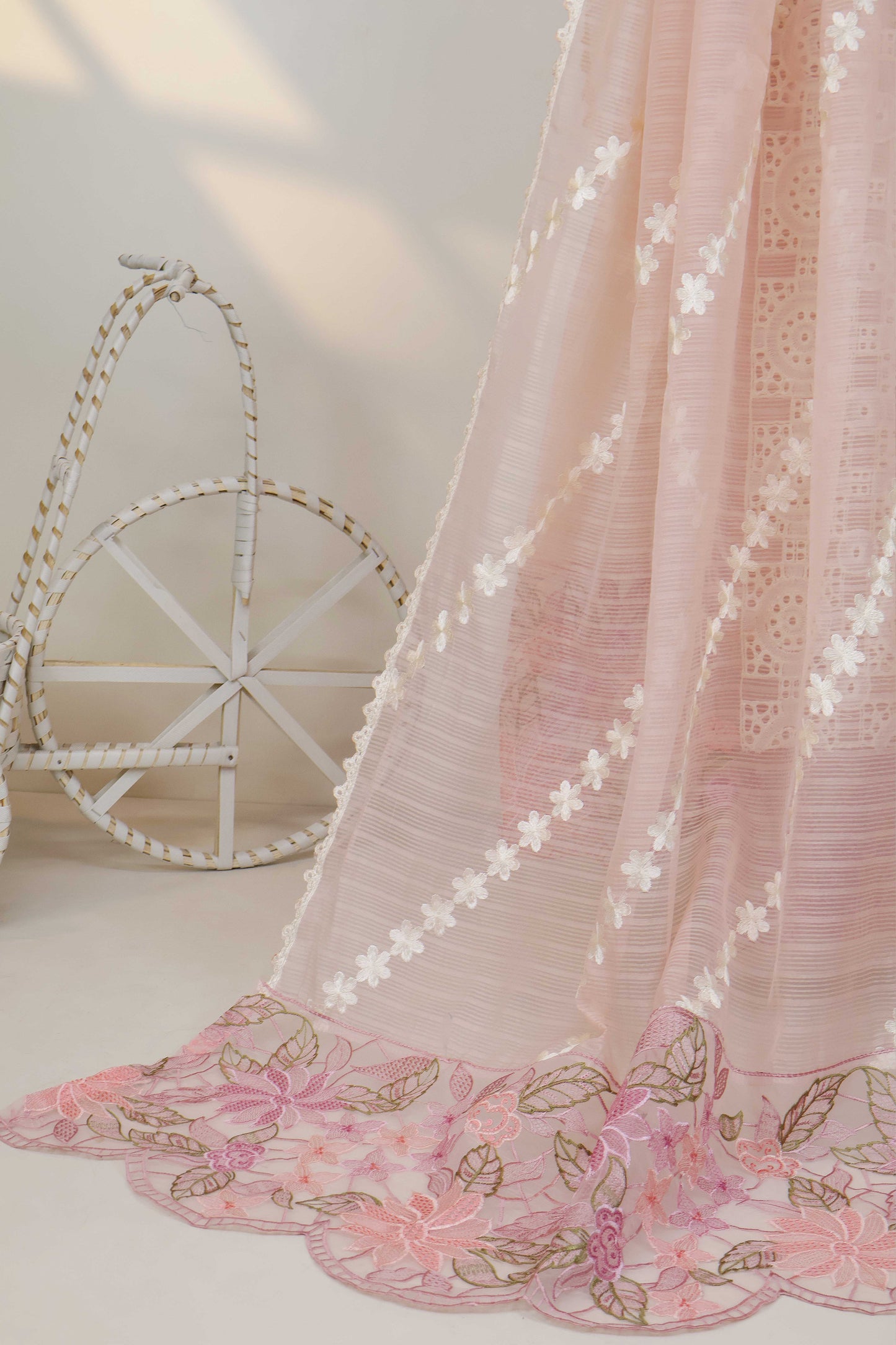 Luxury Lawn Embroidered Suit ELHA52