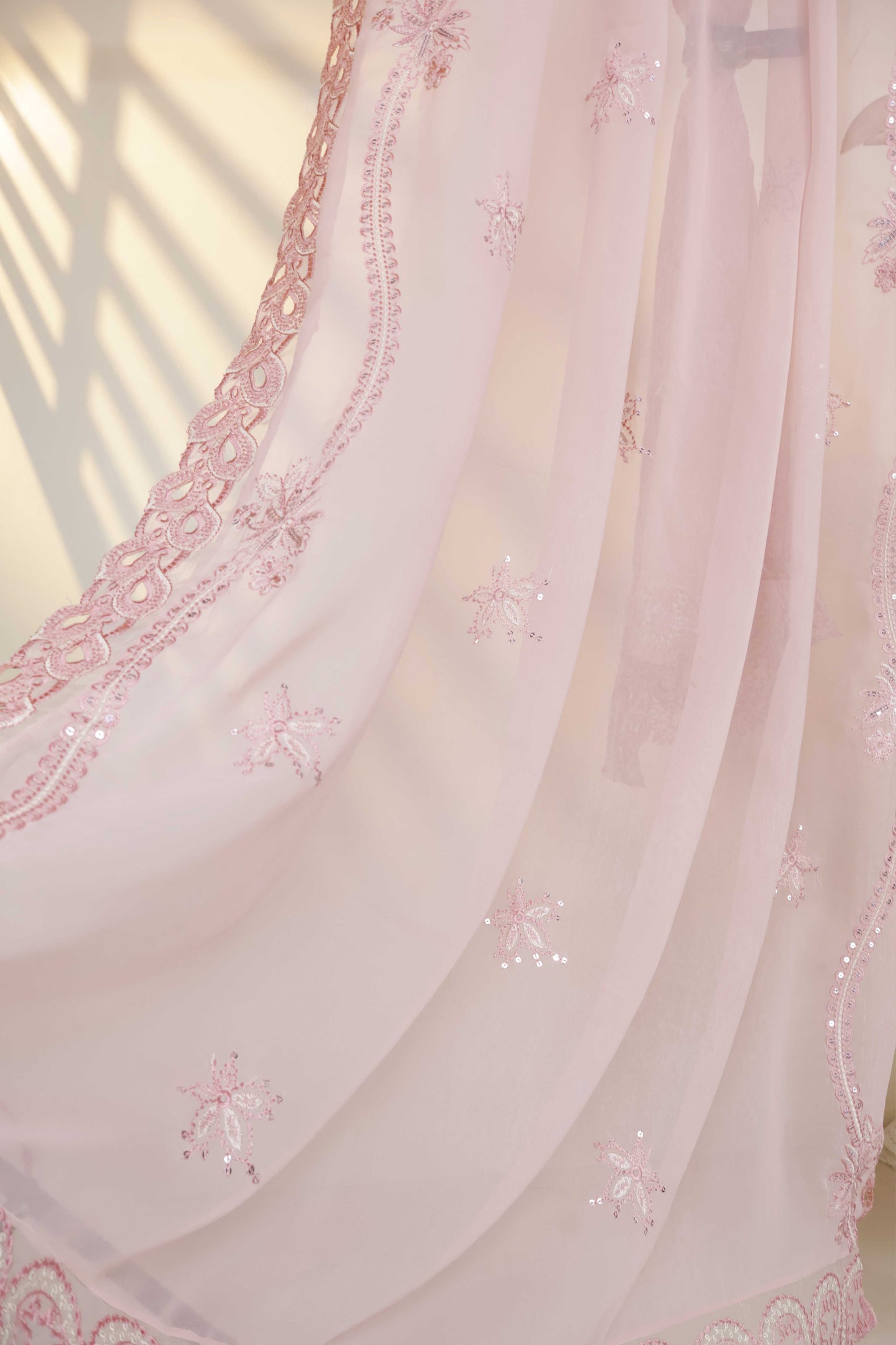Luxury Lawn Embroidered Suit ELHA14