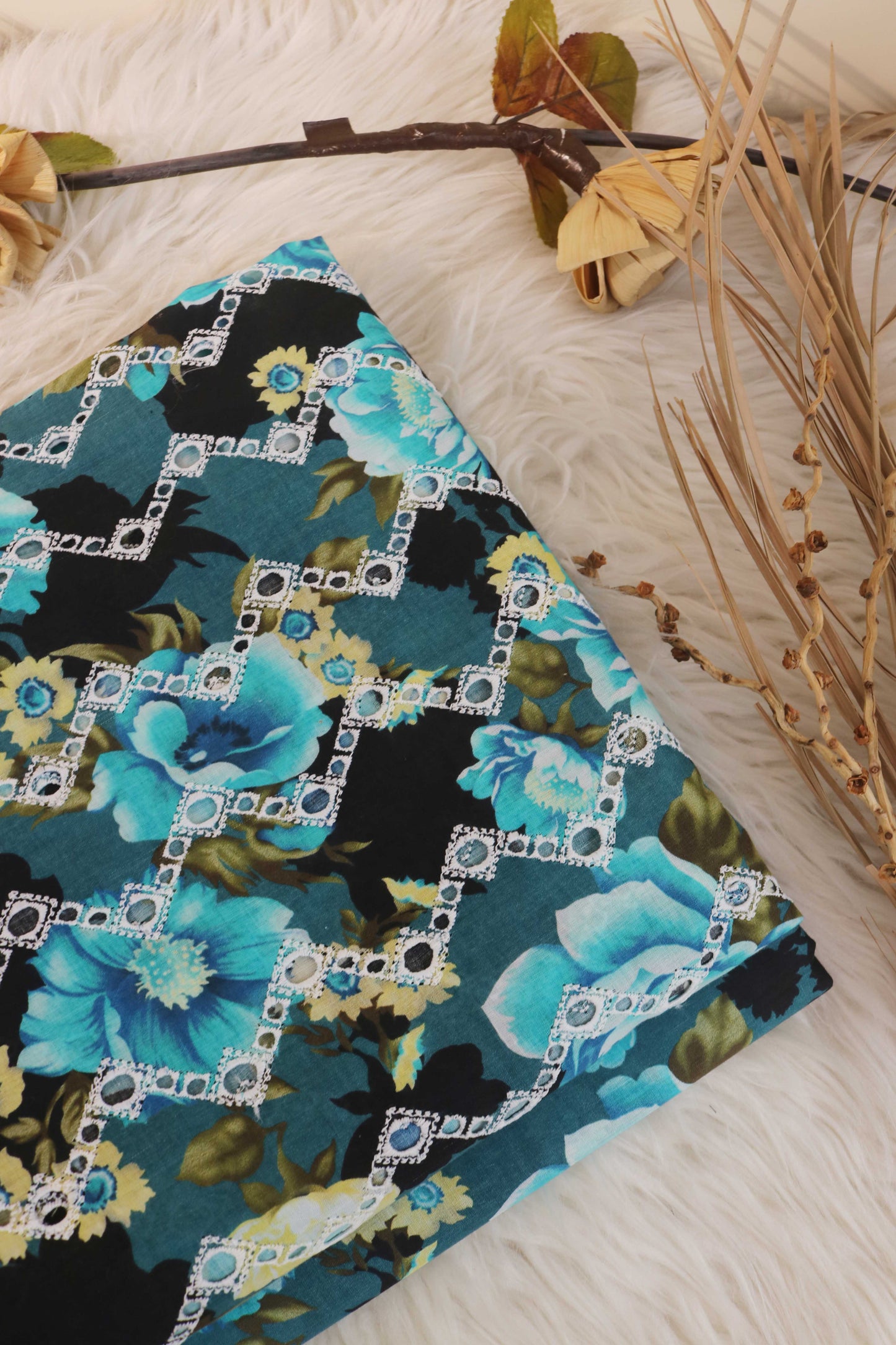 2Piece – Printed Embroidered Lawn L2PE14