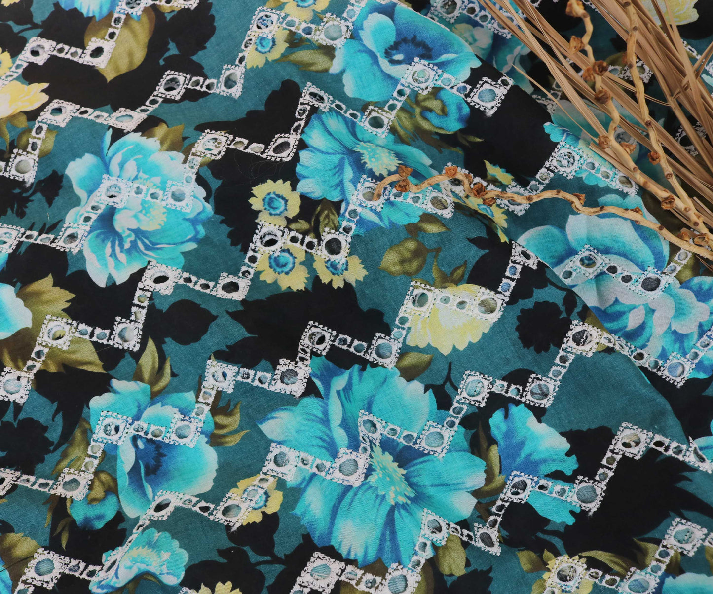 2Piece – Printed Embroidered Lawn L2PE14