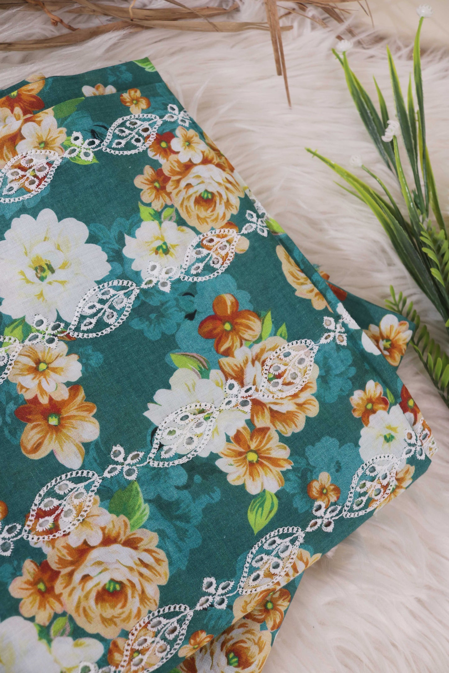 2Piece – Printed Embroidered Lawn L2PE124
