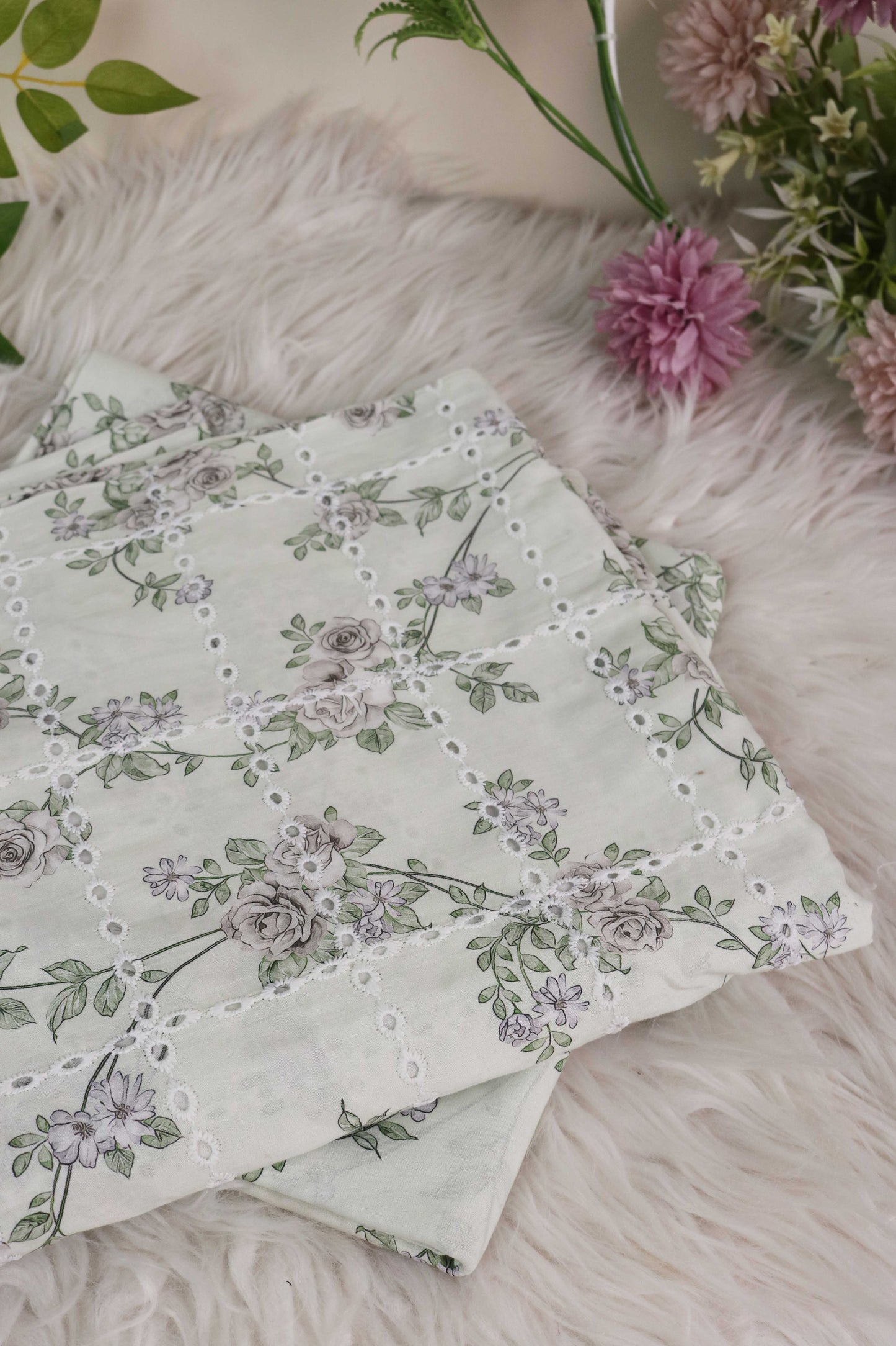 2Piece – Printed Embroidered Lawn L2PE202