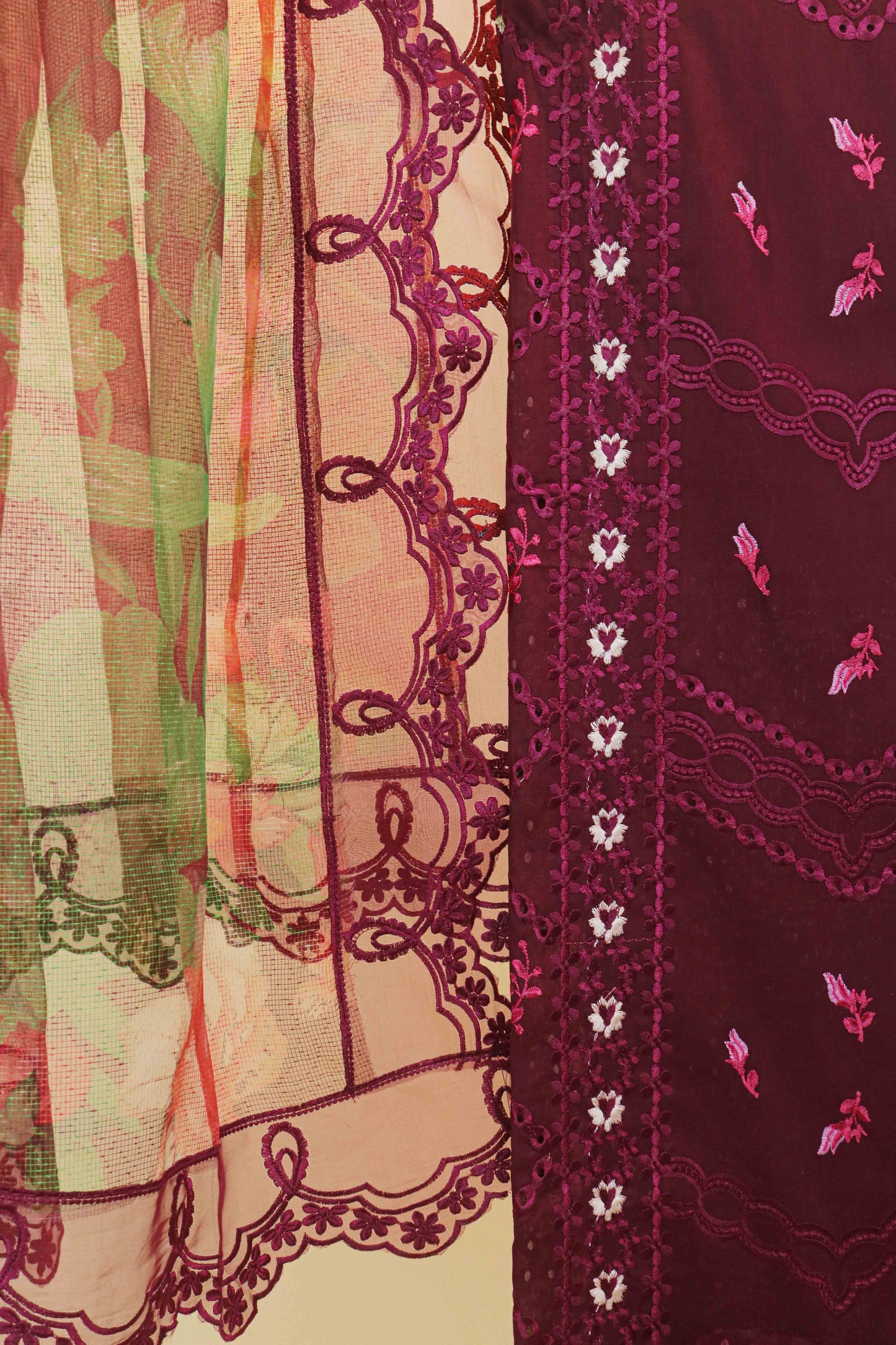 Luxury Lawn Embroidered suit H25SELHA13