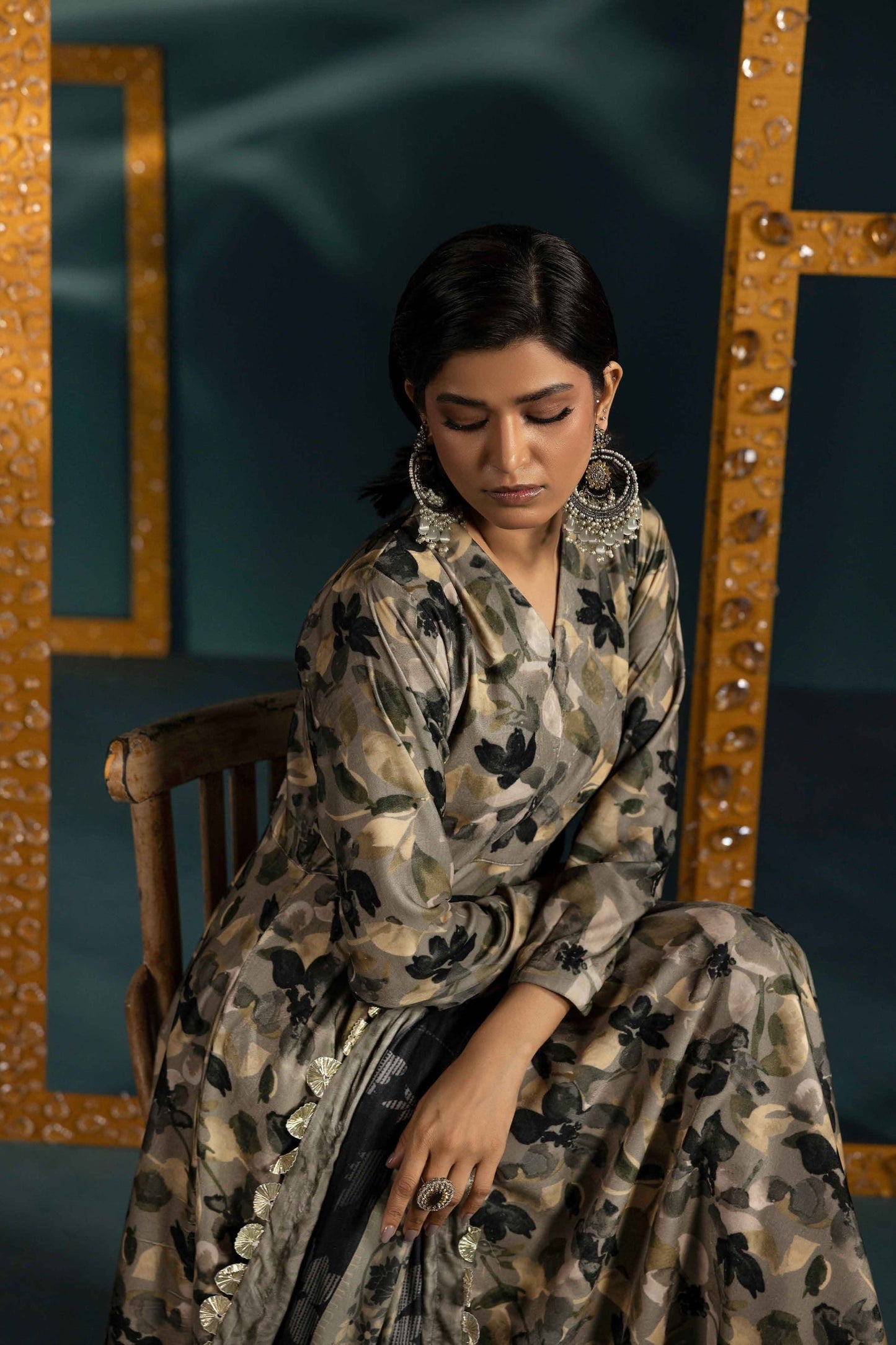 3Piece - Printed Micro Velvet Suit VC131