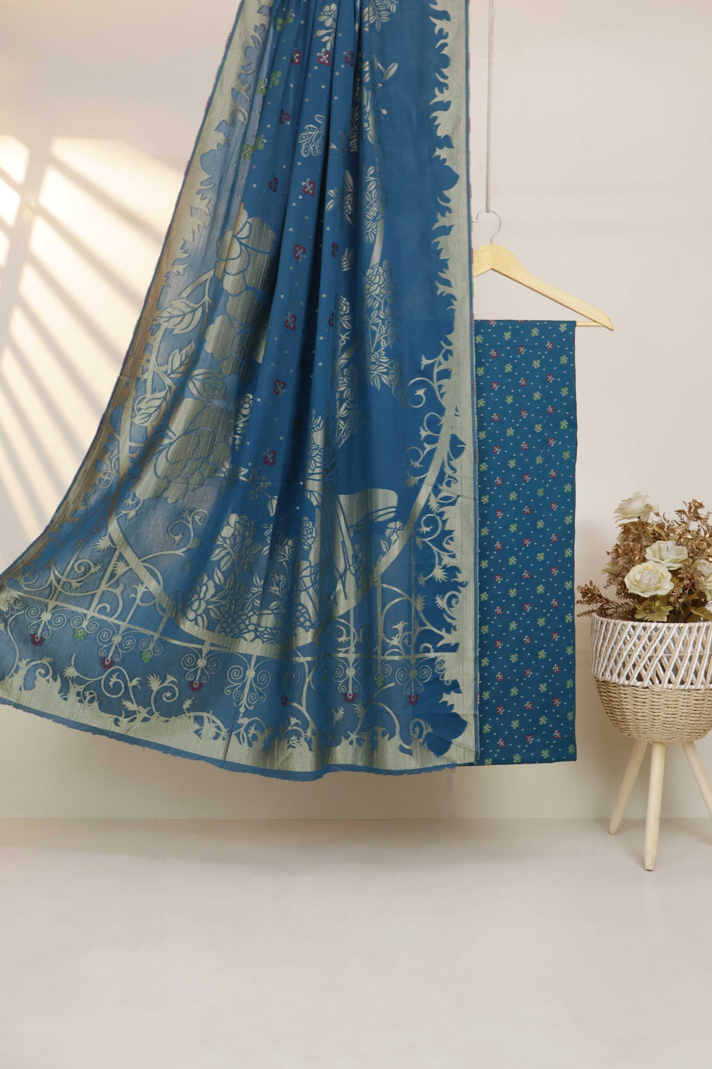 3Piece-Lawn Banarsi Jacquard Suit V5WR14