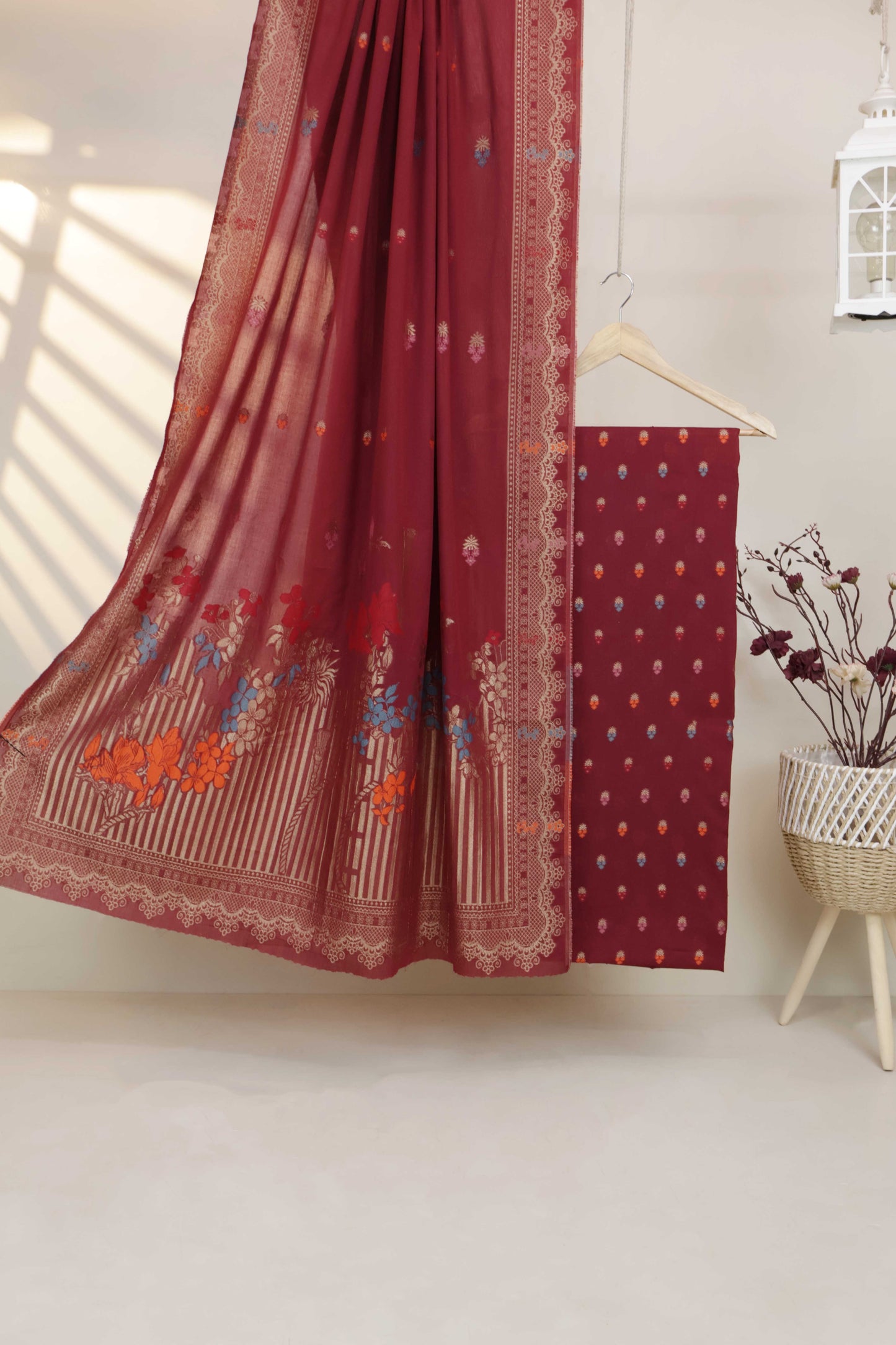 3Piece-Lawn Banarsi Jacquard Suit V5WR16