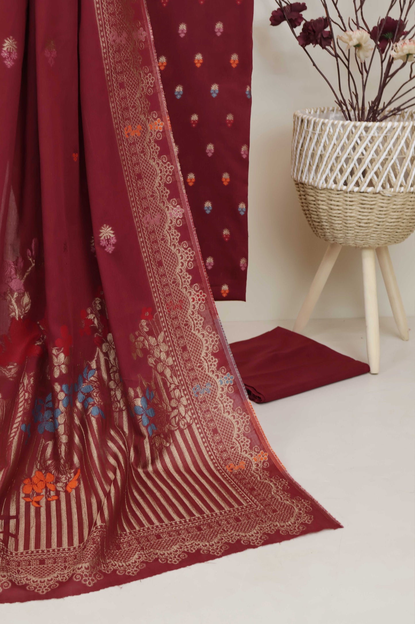 3Piece-Lawn Banarsi Jacquard Suit V5WR16