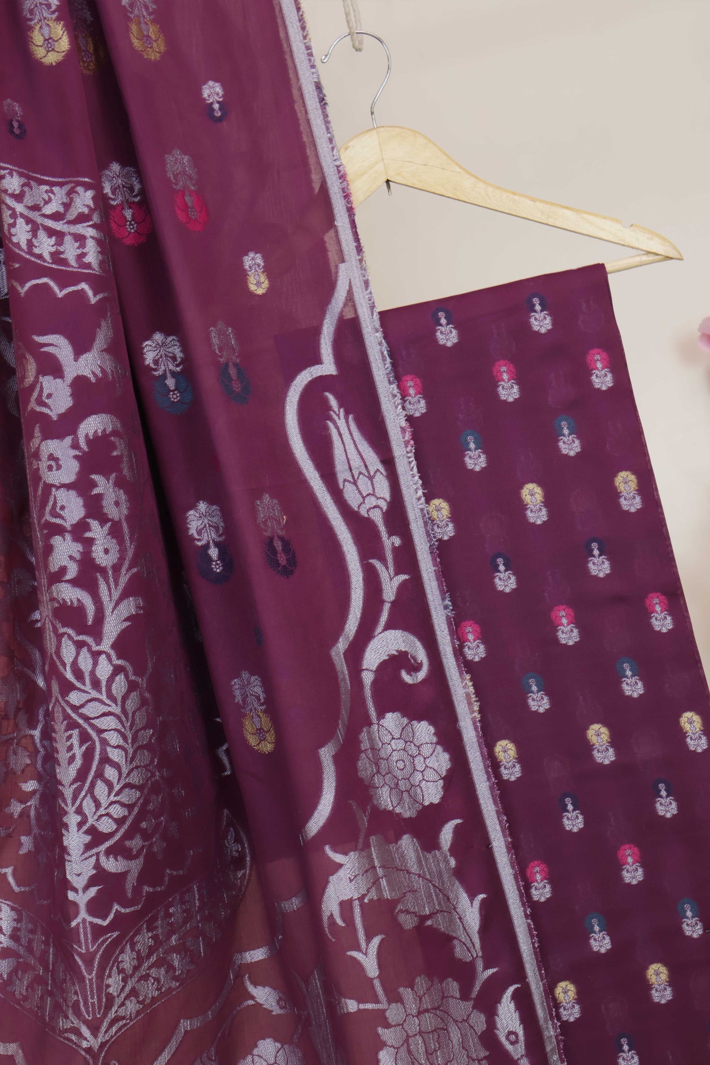 3Piece-Lawn Banarsi Jacquard Suit V5WR18