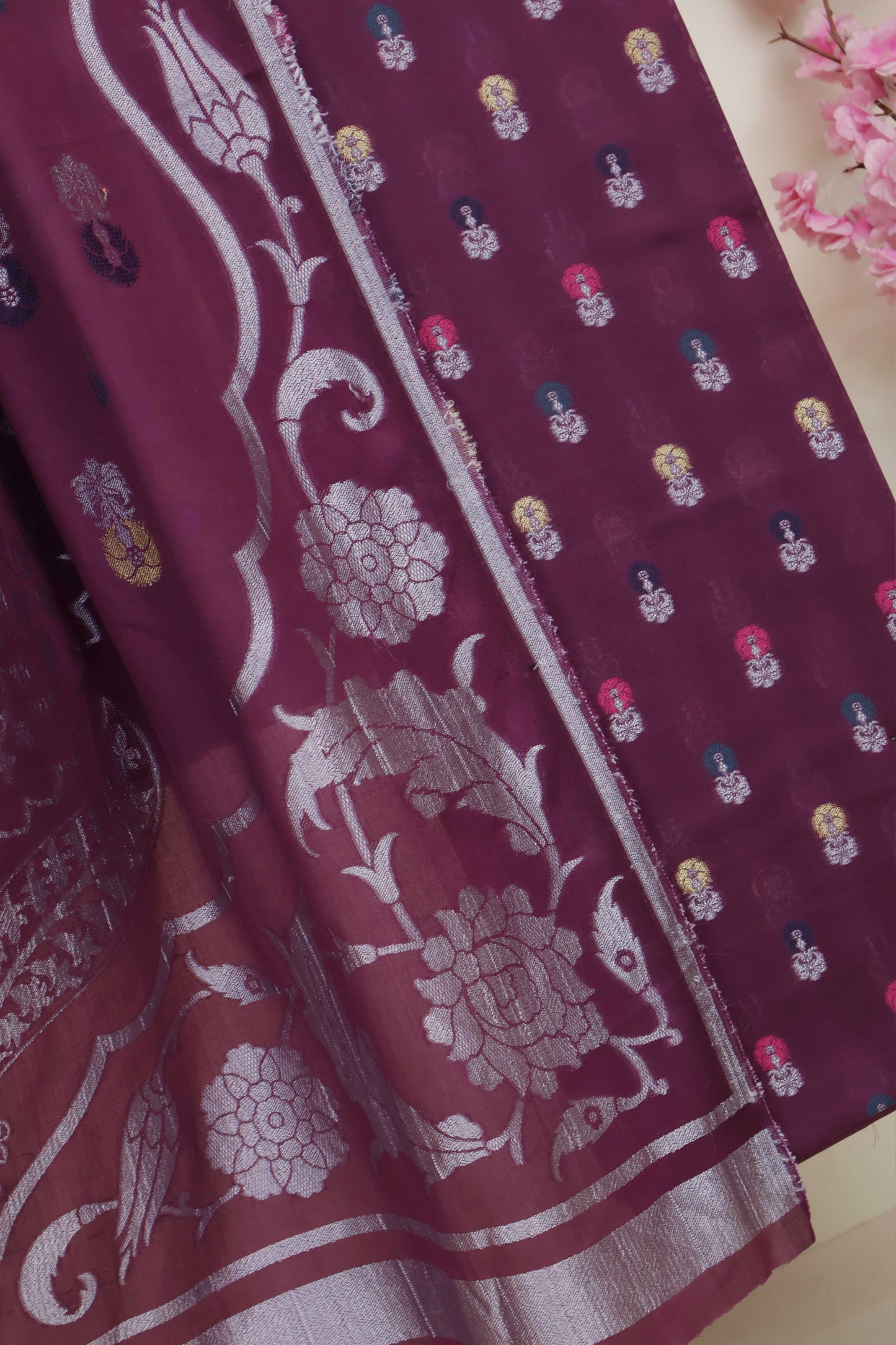 3Piece-Lawn Banarsi Jacquard Suit V5WR18