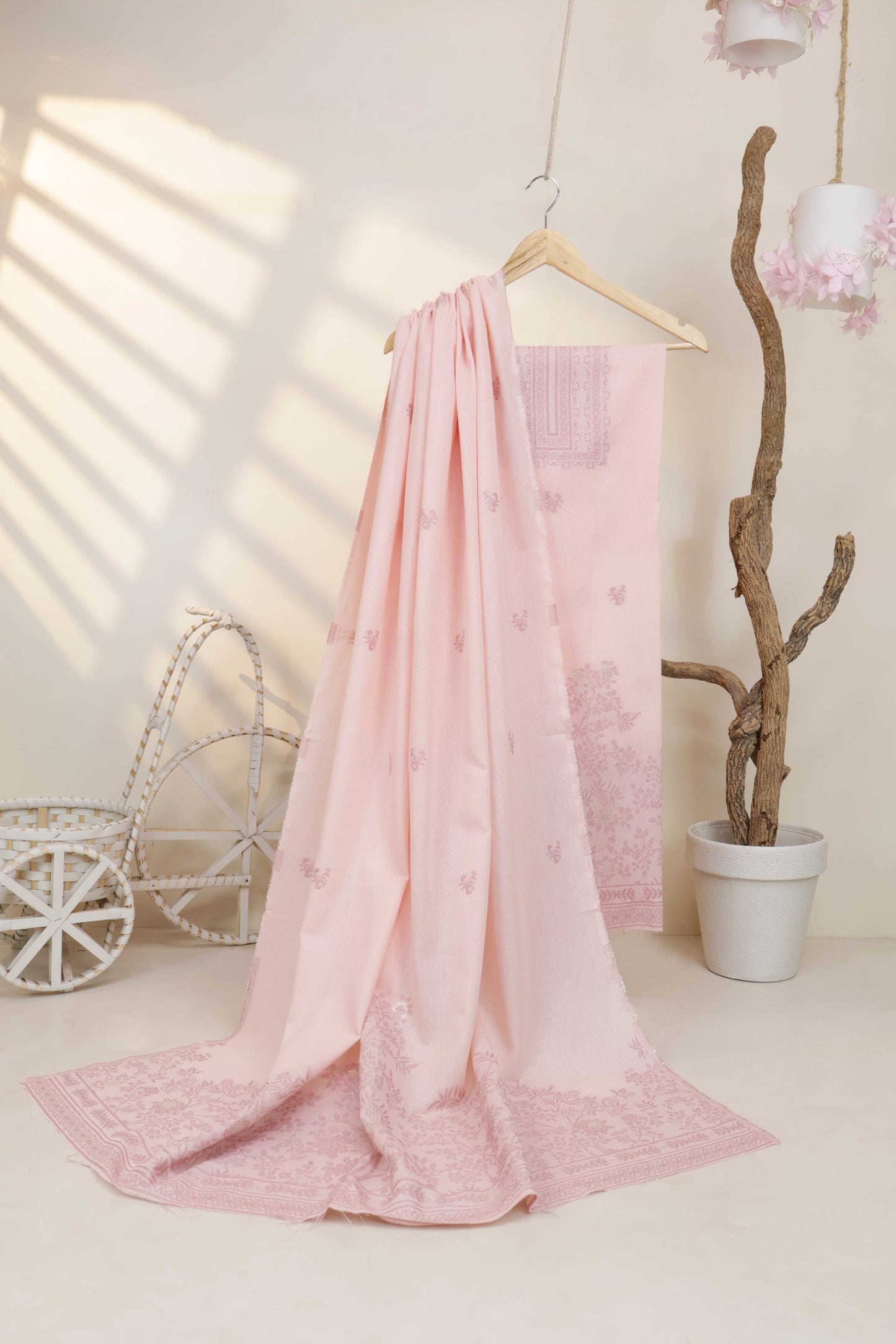 3Piece-Lawn Karandi Jacquard Suit KV8WR03