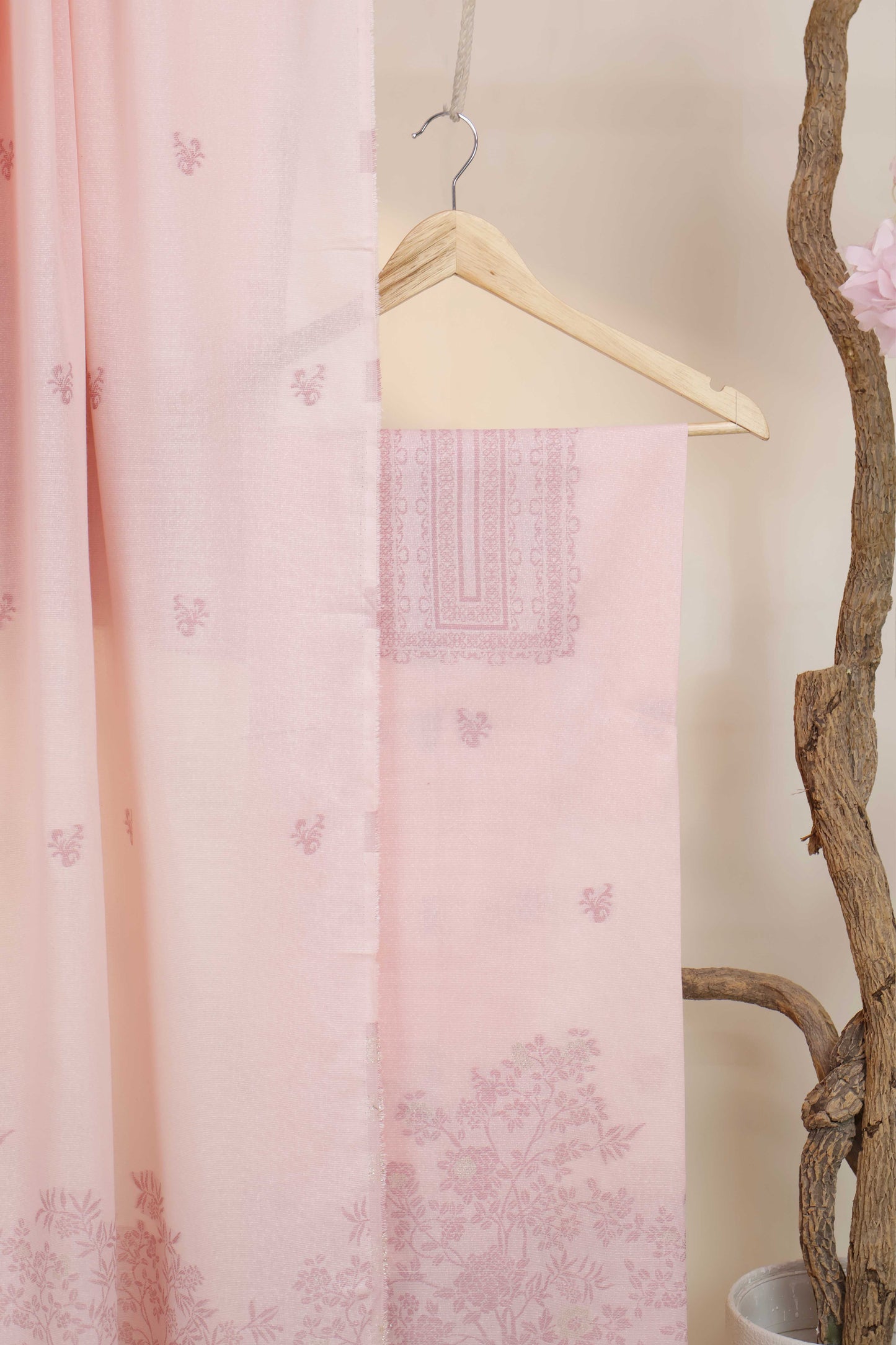 3Piece-Lawn Karandi Jacquard Suit KV8WR03