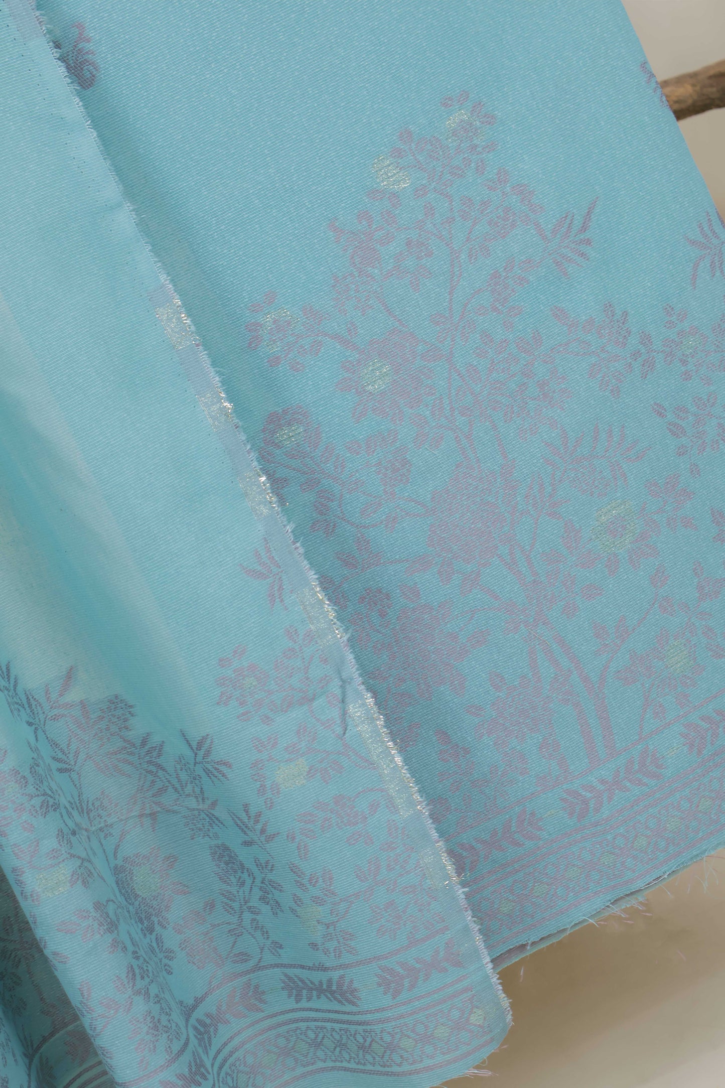 3Piece-Lawn Karandi Jacquard Suit KV8WR05