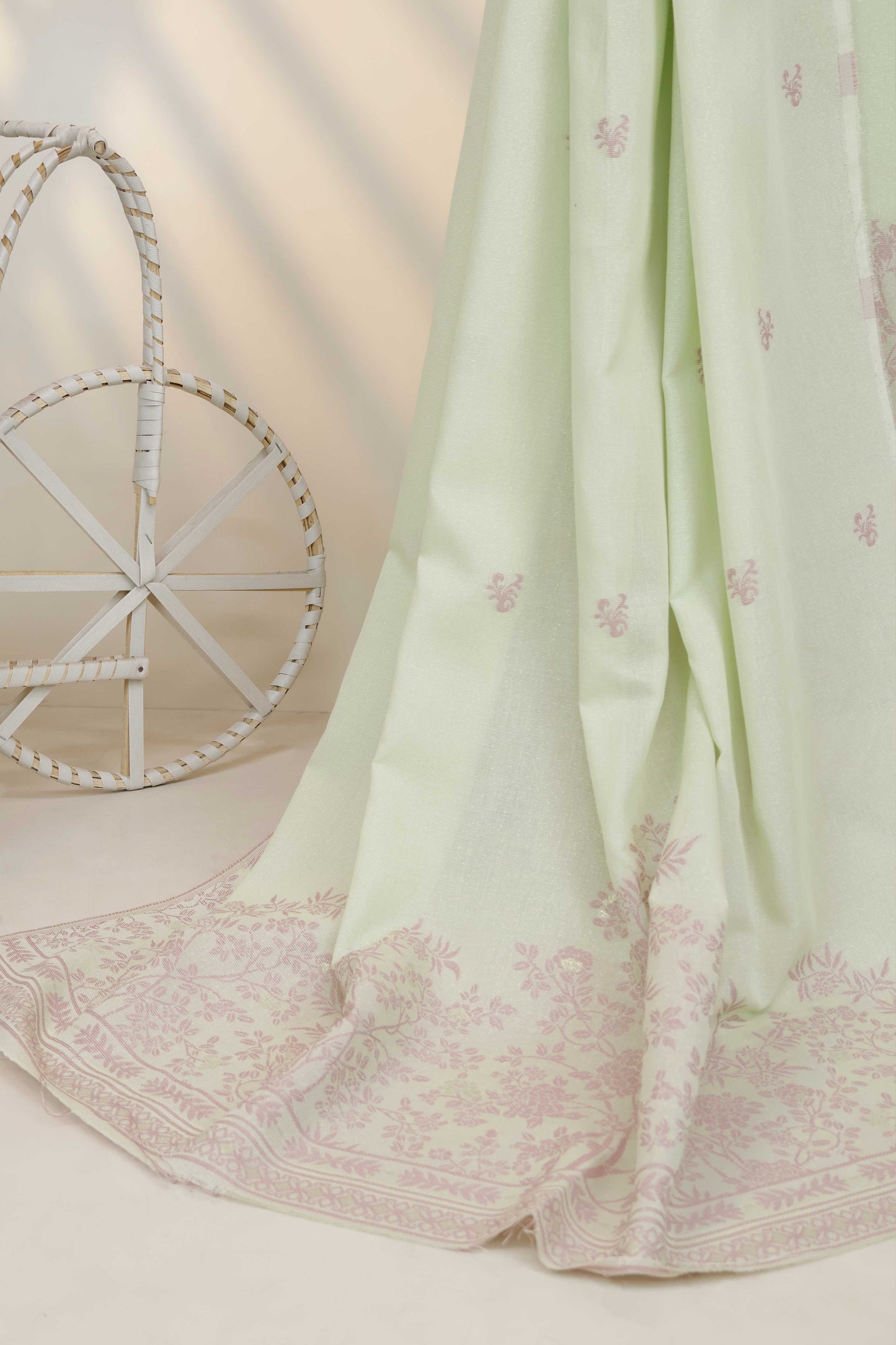 3Piece-Lawn Karandi Jacquard Suit KV8WR04