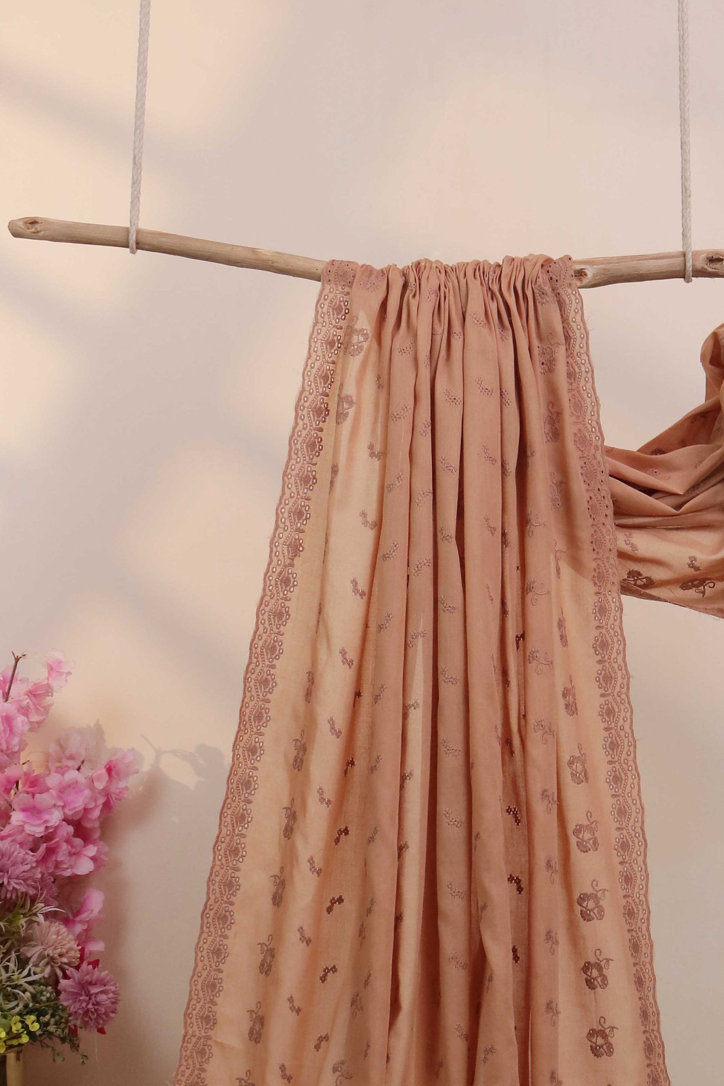 Embroidered Lawn Shawl LSH93