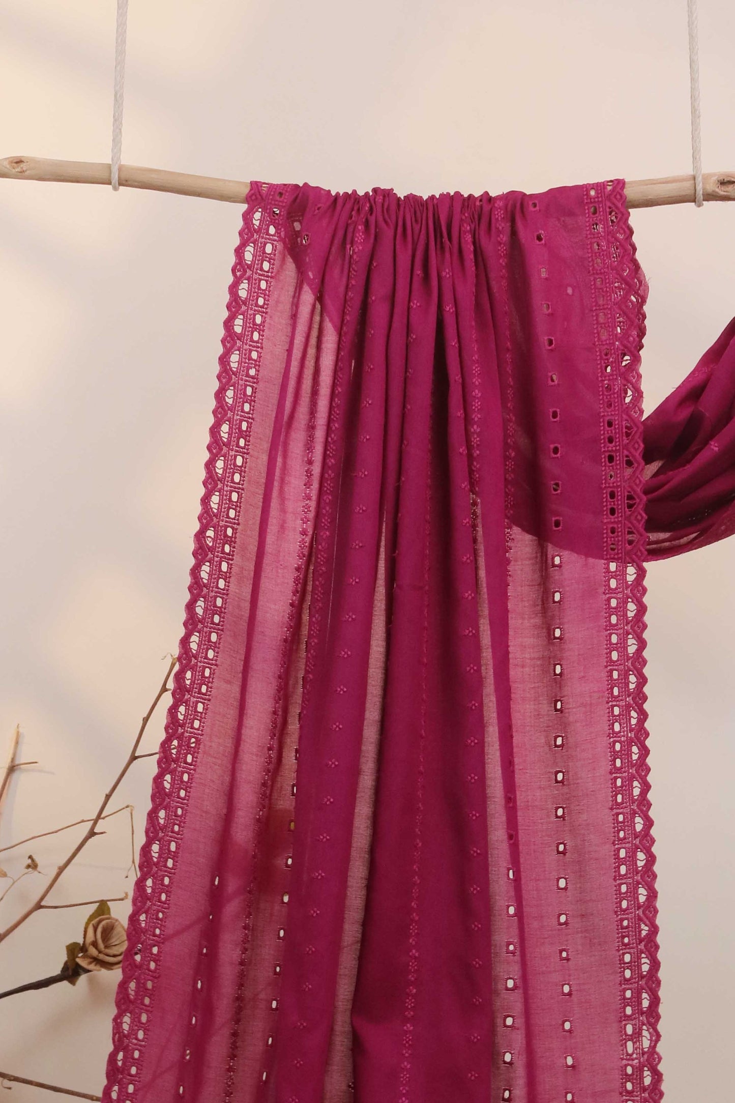 Embroidered Lawn Shawl 2868I