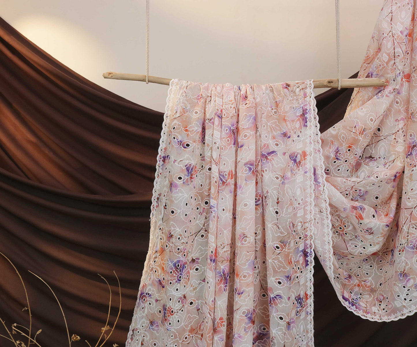 Embroidered Lawn Shawl LSH125