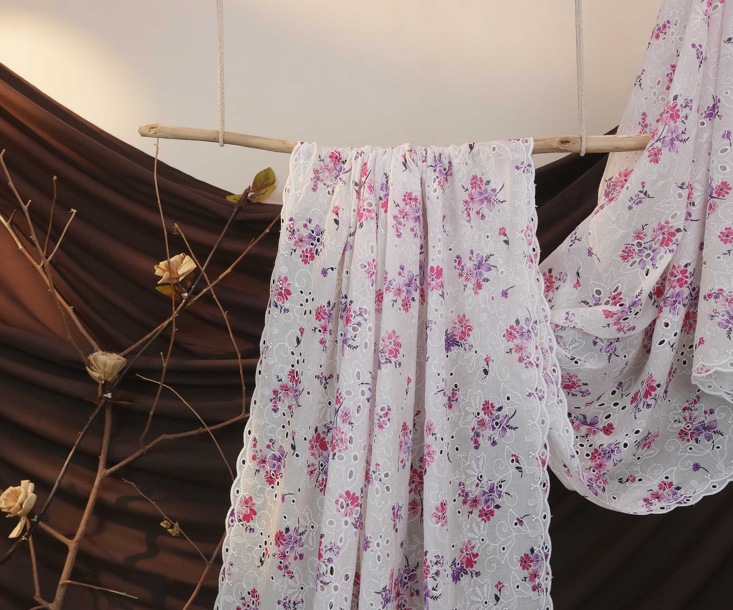 Embroidered Lawn Shawl LSH121