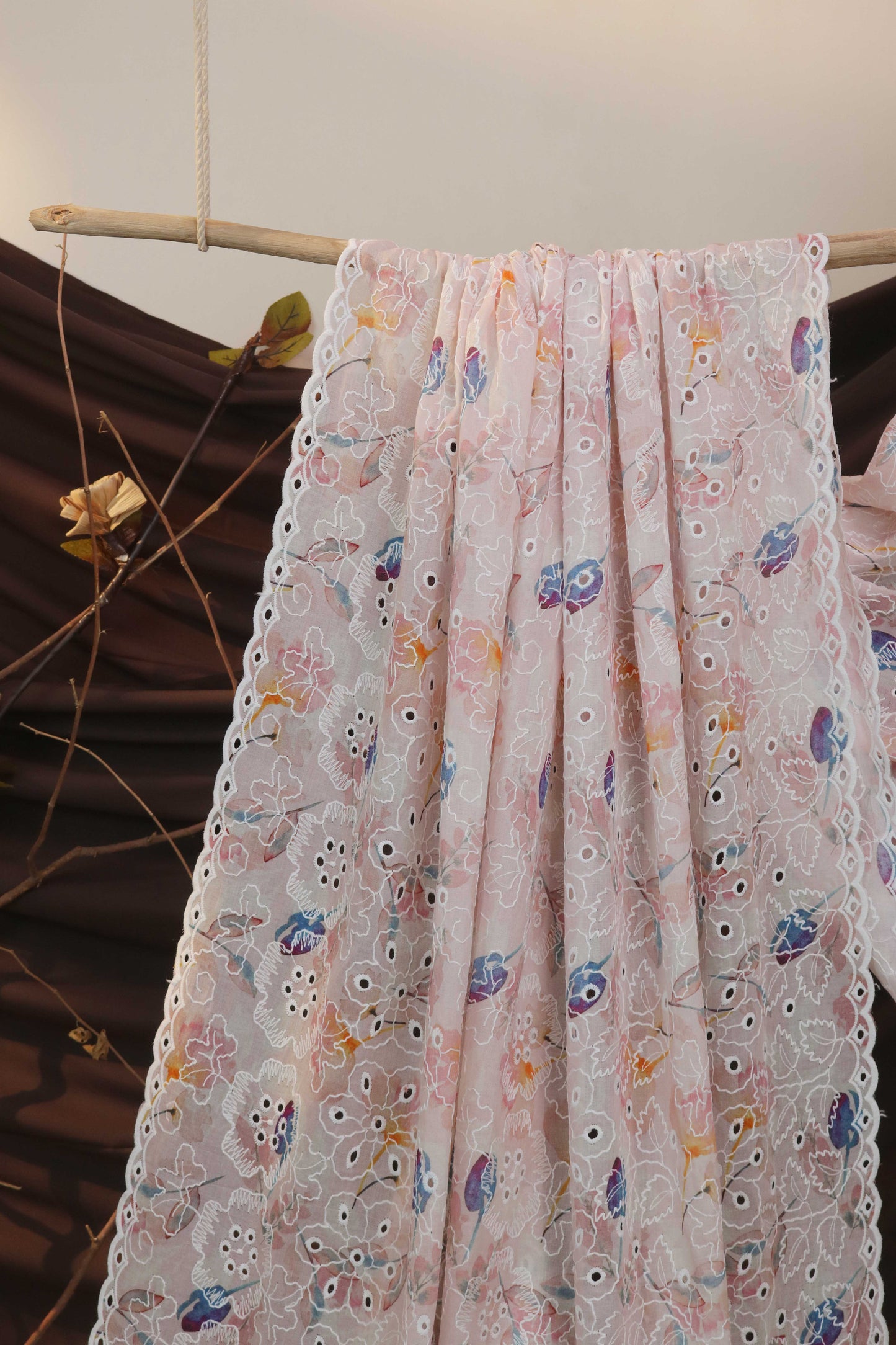 Embroidered Lawn Shawl LSH122