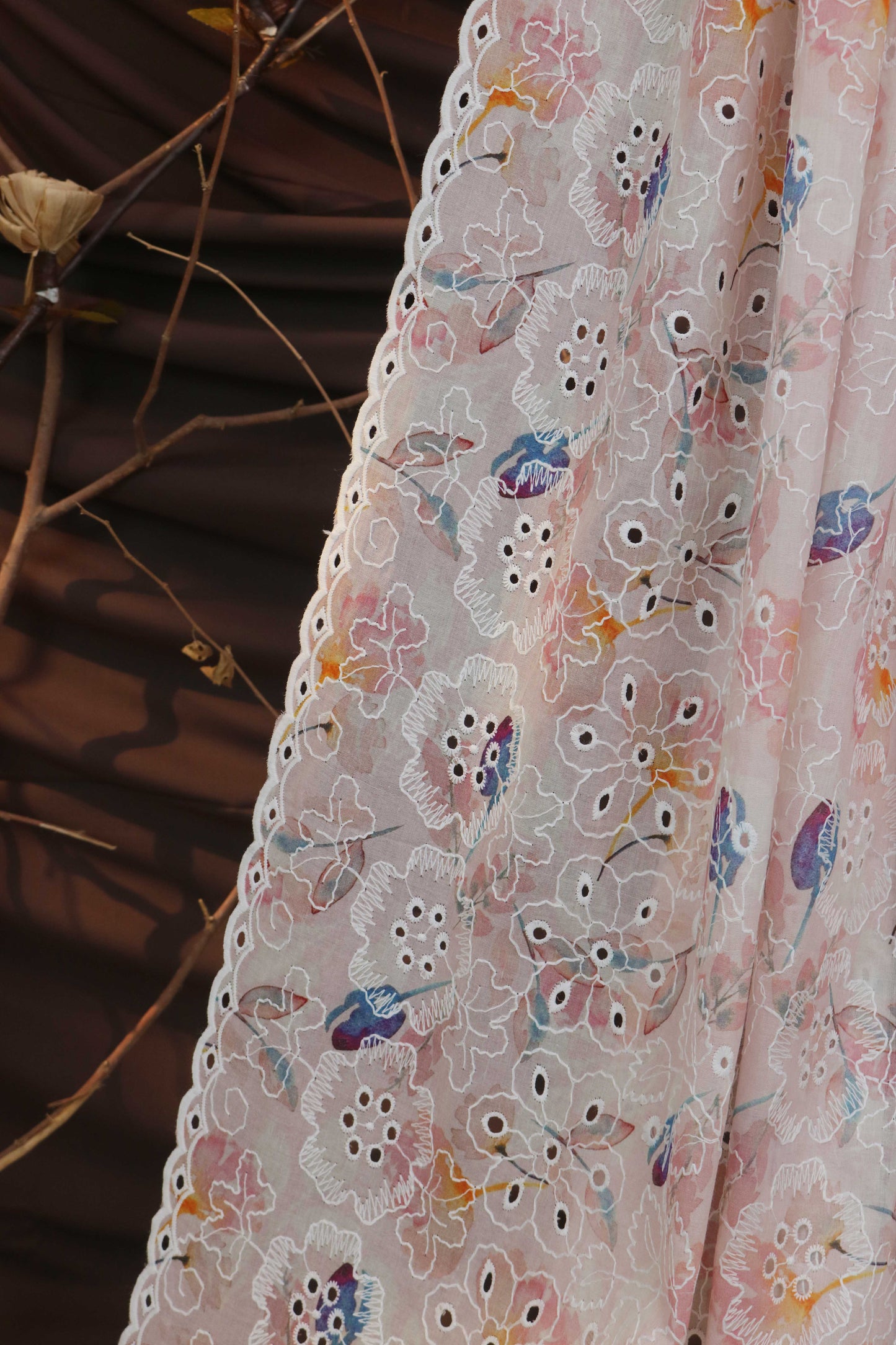 Embroidered Lawn Shawl LSH122