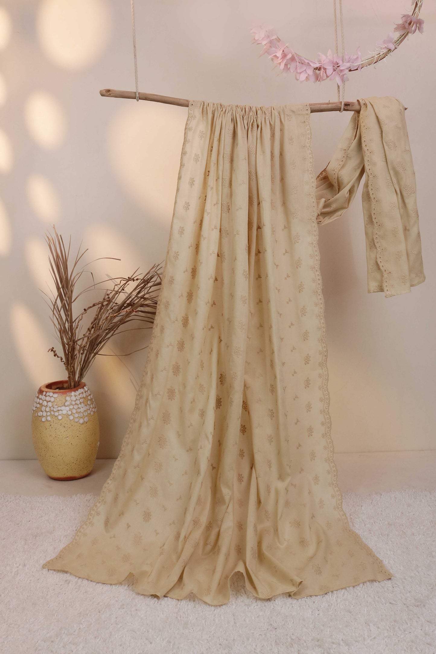 Embroidered Lawn Shawl LSH53