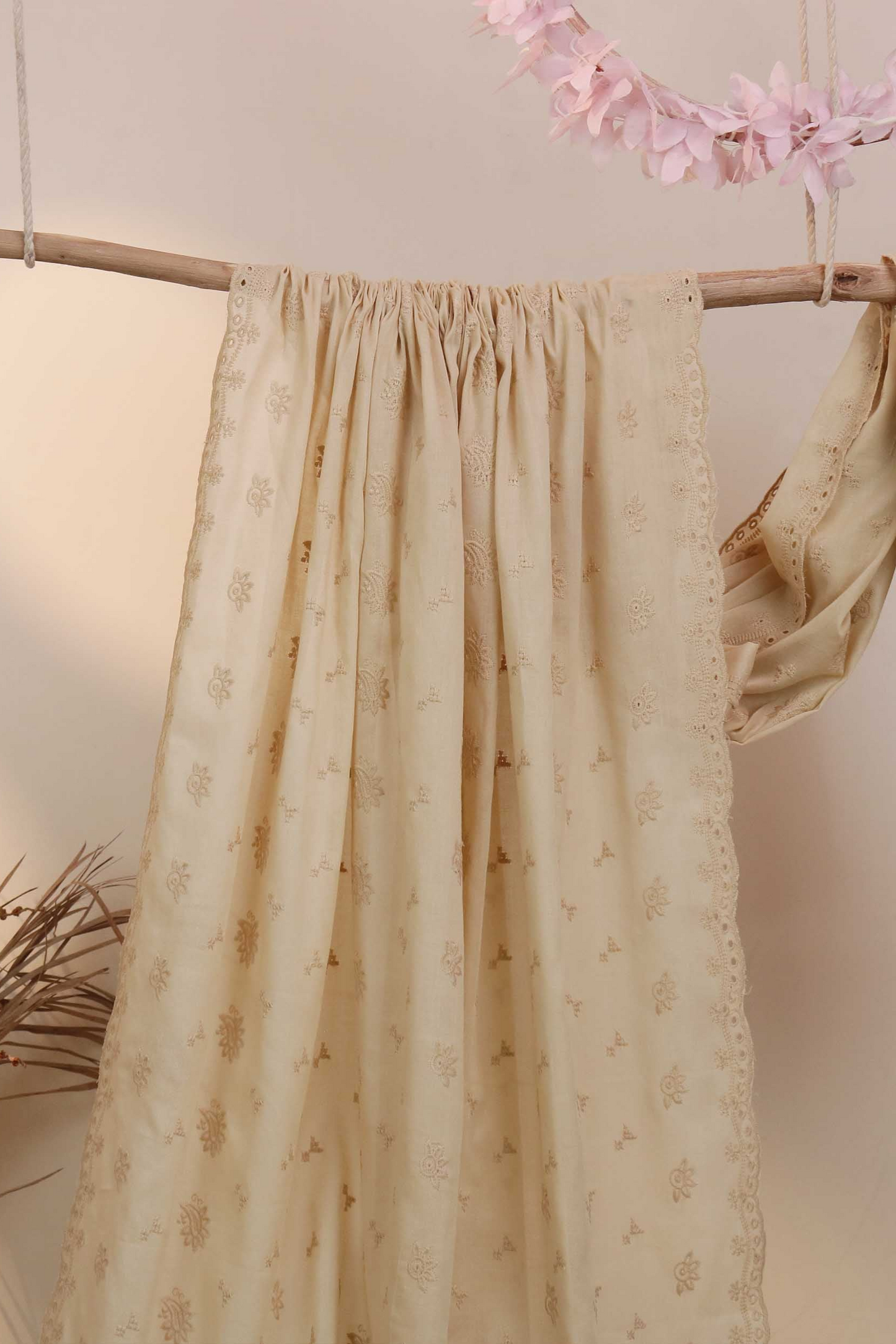 Embroidered Lawn Shawl LSH53