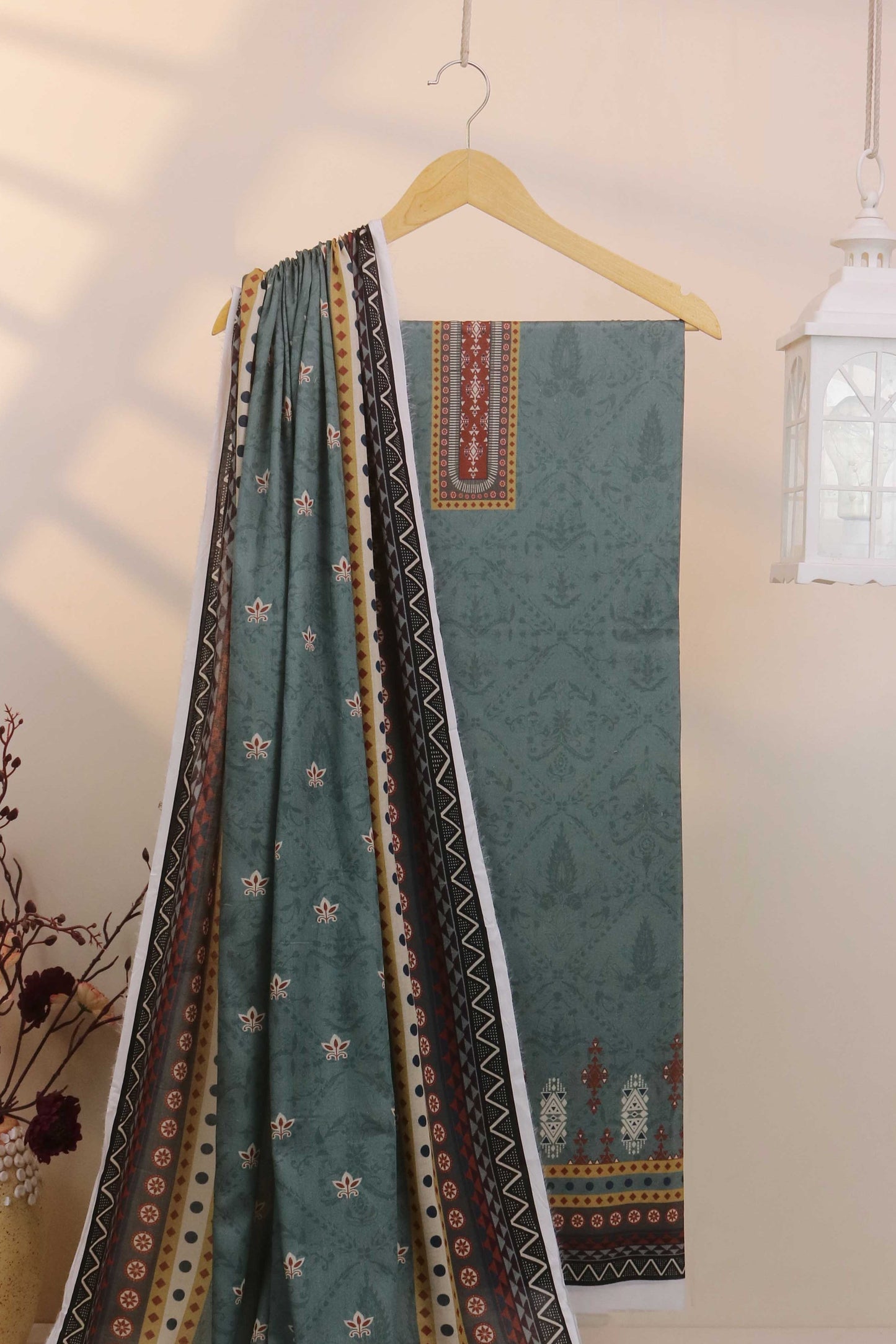 Lawn Printed Suit H25SLST43