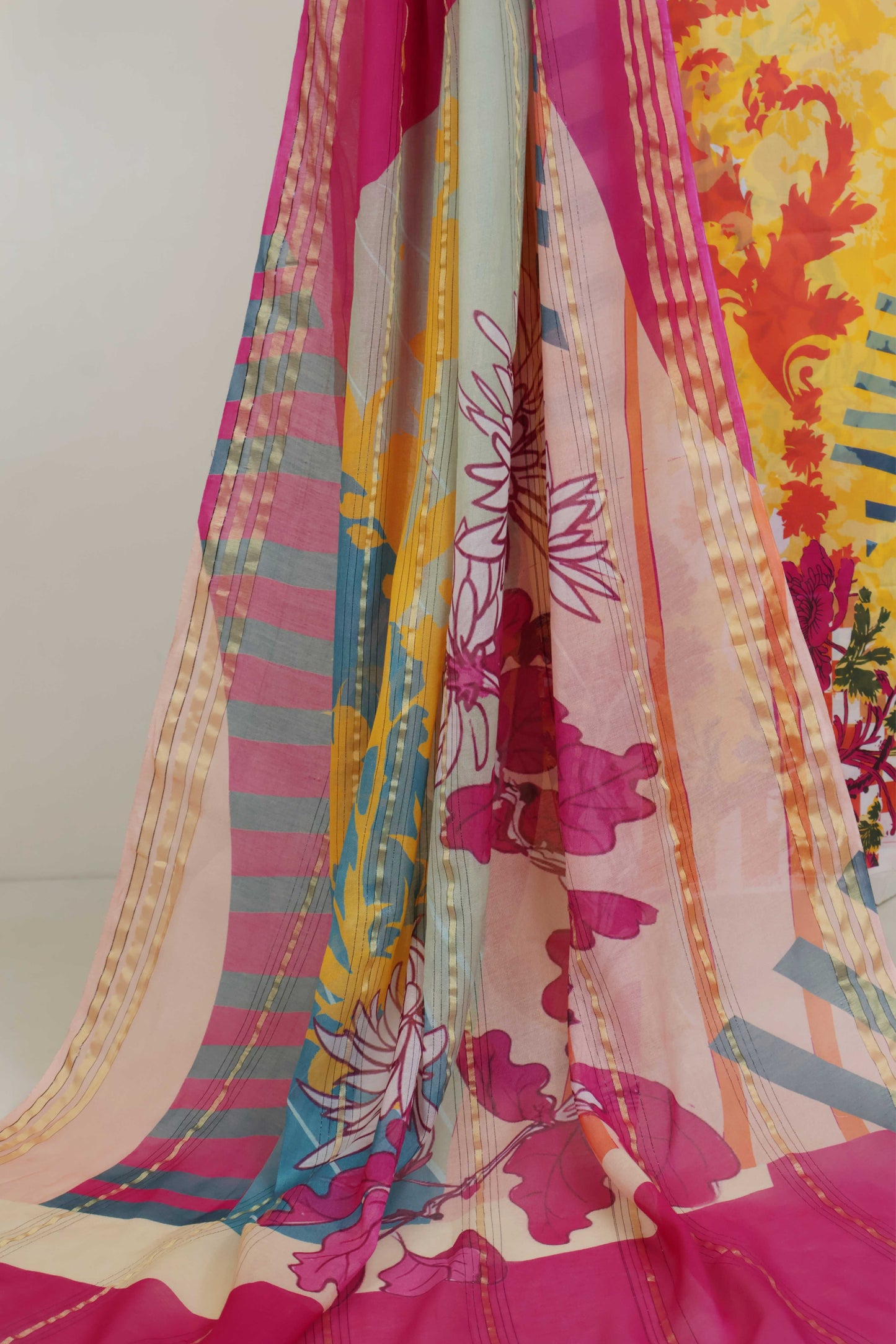 3Piece - Printed Lawn Suit POP ART  GJPA2401A1