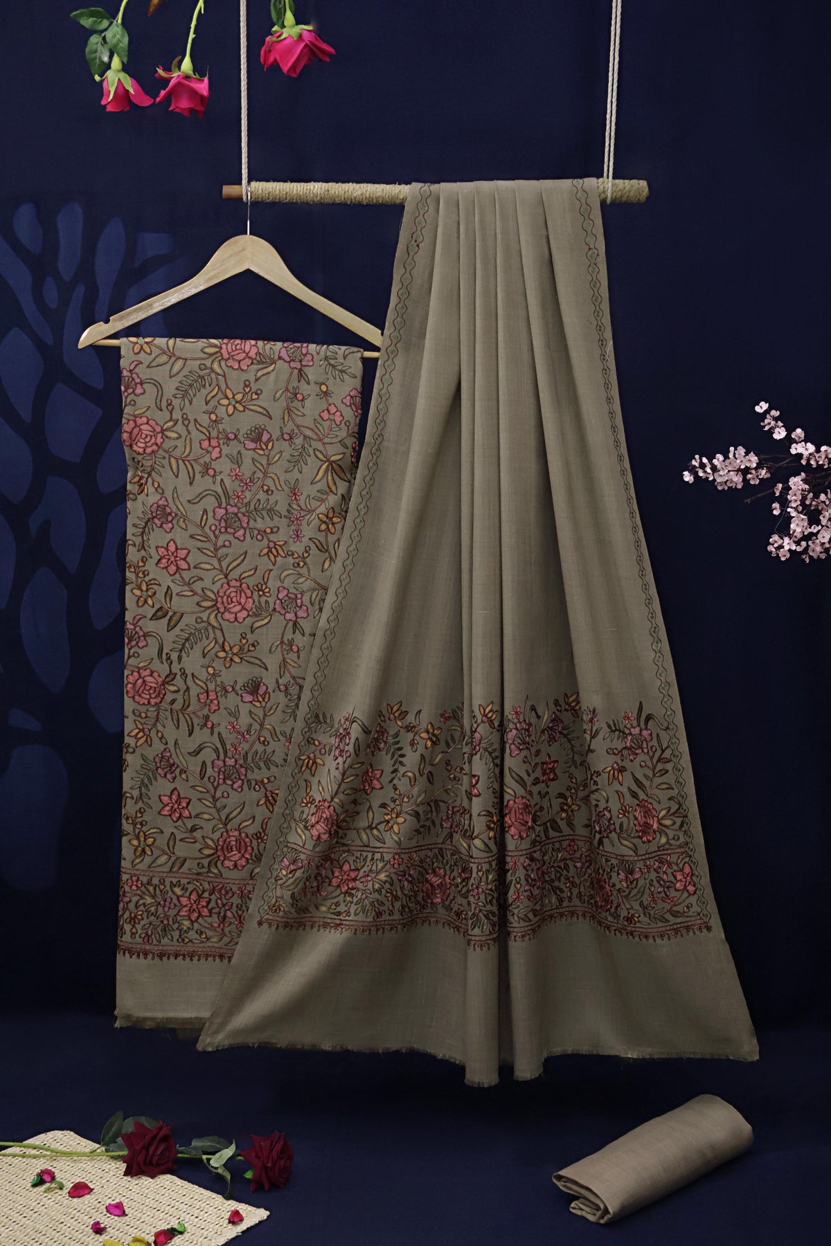 3Piece -Kashmiri Pashmina Suit WE3P29