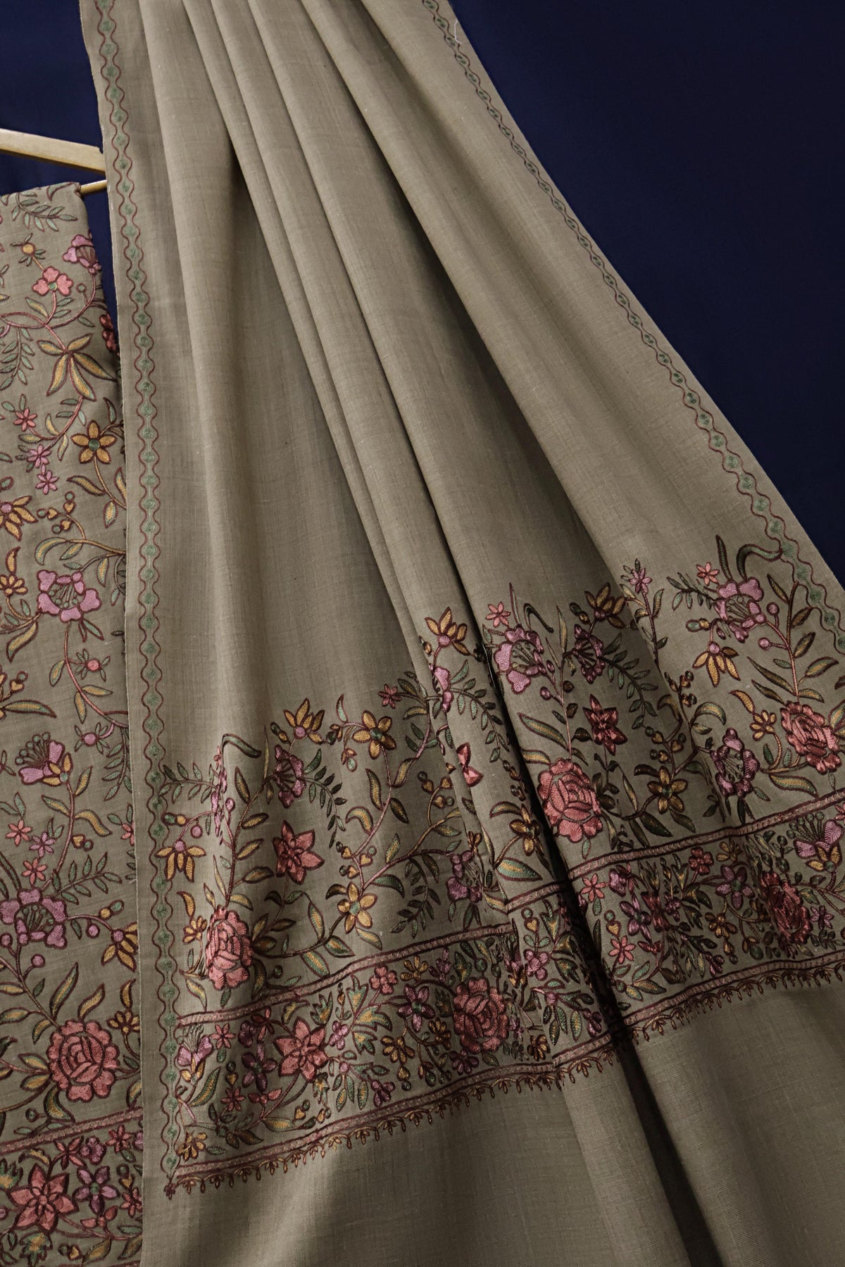 3Piece -Kashmiri Pashmina Suit WE3P29