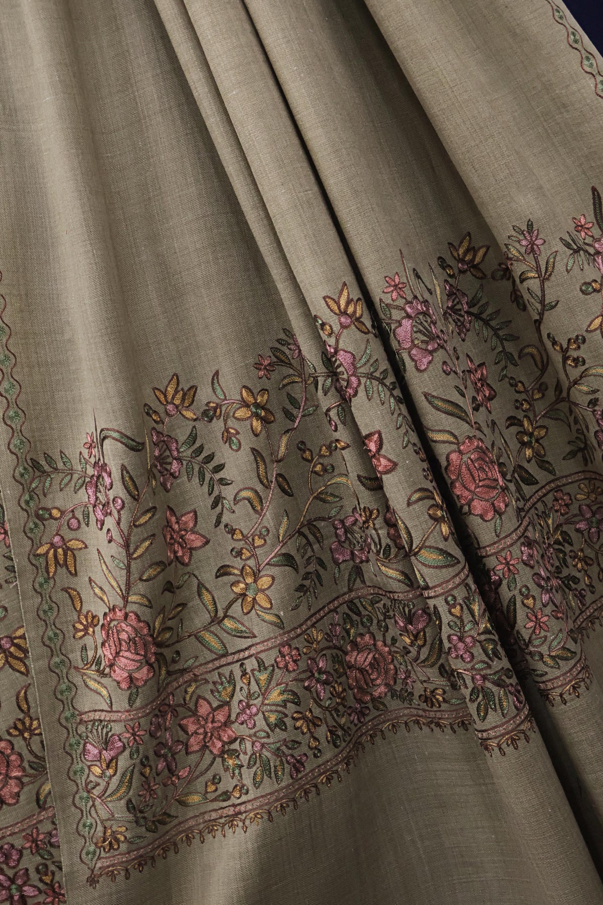 3Piece -Kashmiri Pashmina Suit WE3P29