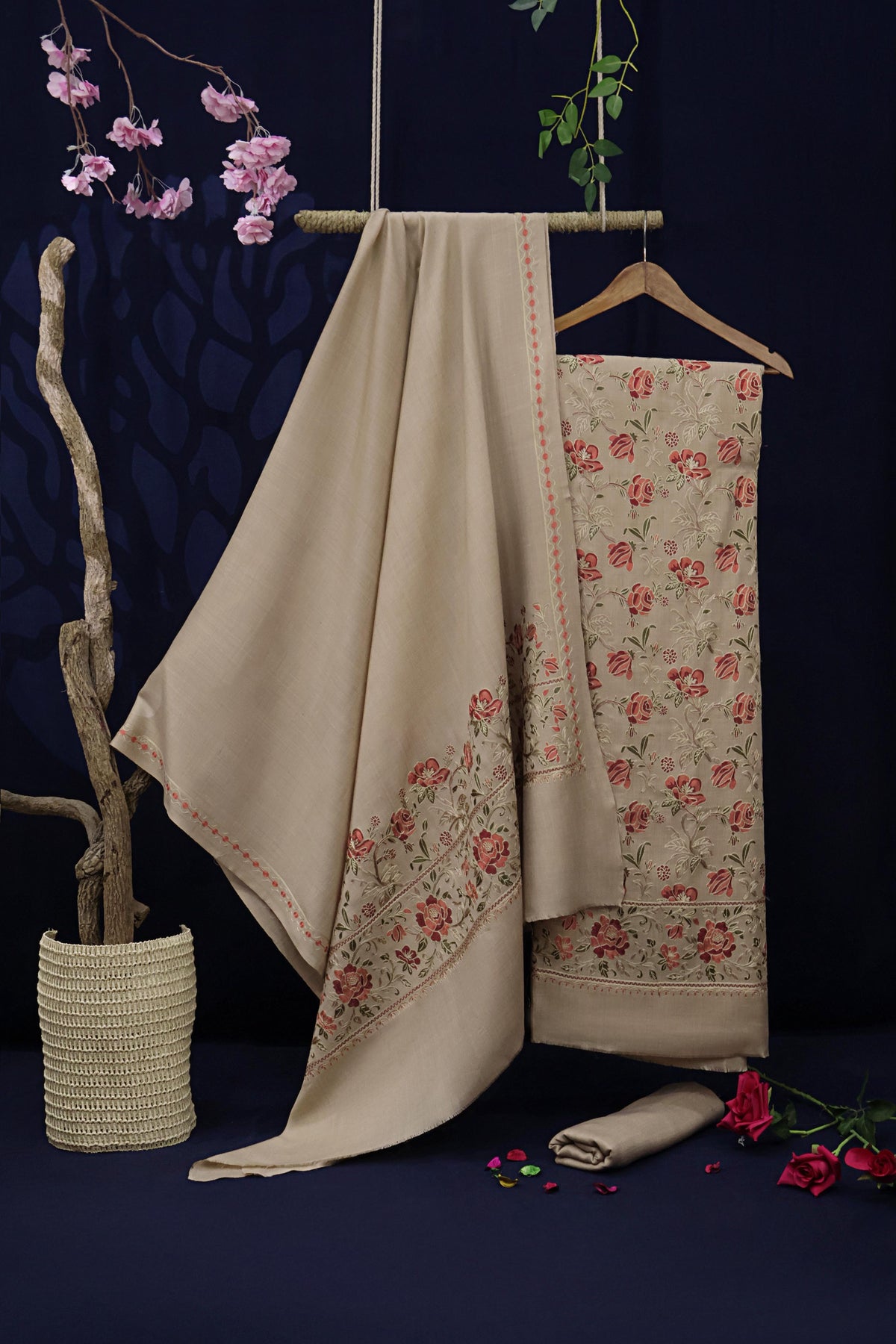 3Piece -Kashmiri Pashmina Suit WE3P01