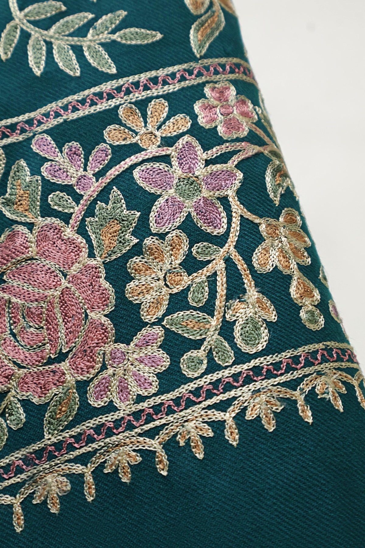 3Piece -Kashmiri Pashmina Suit WE3P27