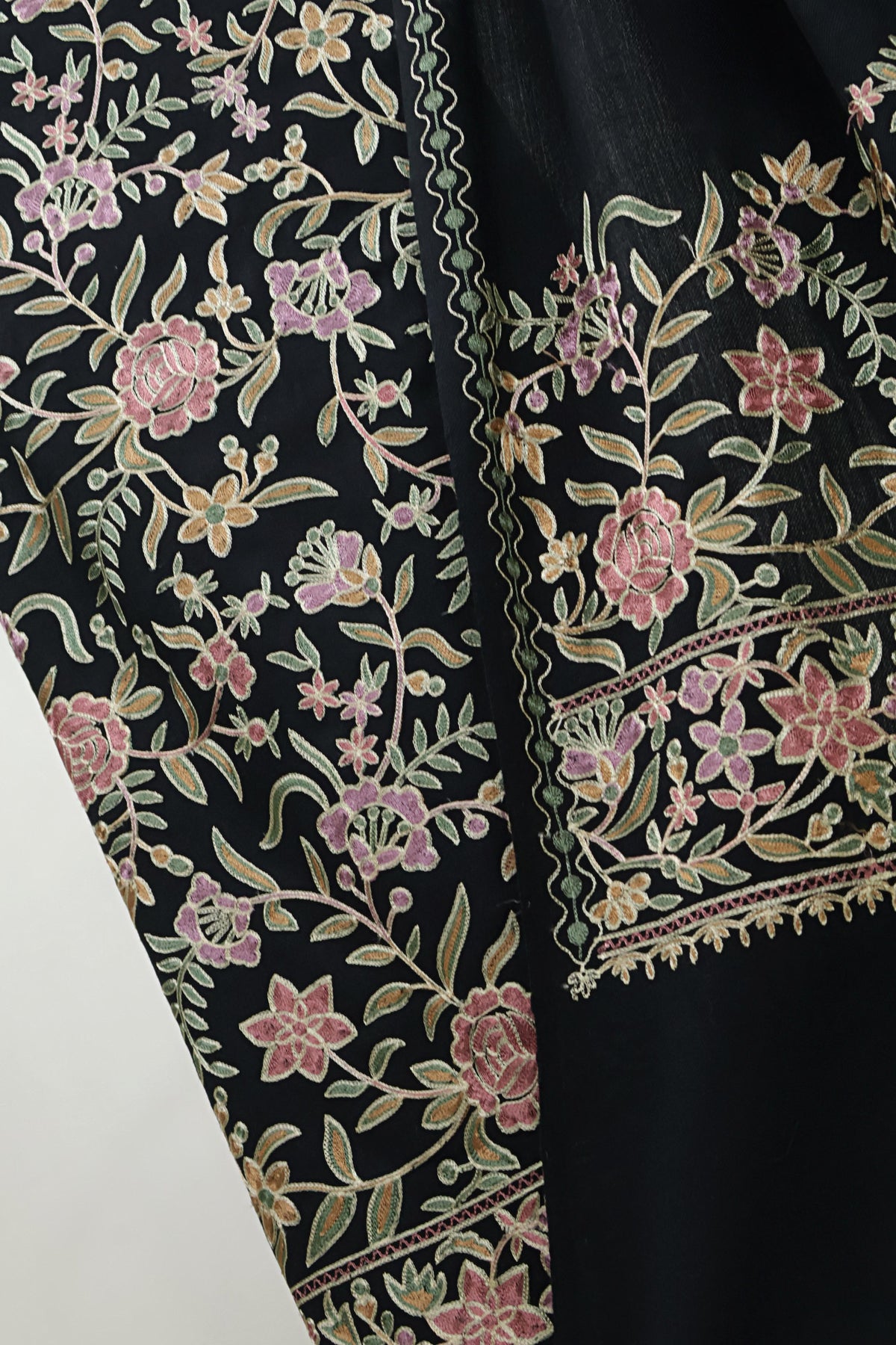 3Piece -Kashmiri Pashmina Suit WE3P03