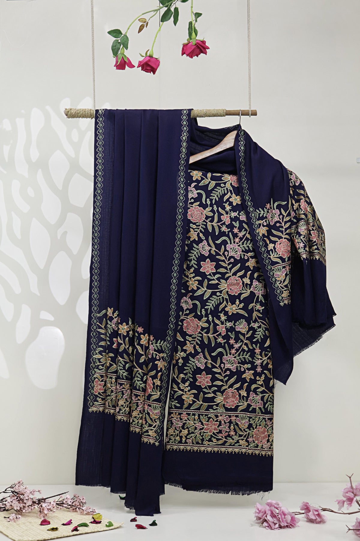 3Piece -Kashmiri Pashmina Suit WE3P21