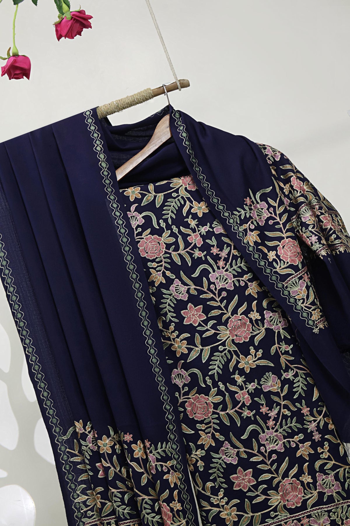 3Piece -Kashmiri Pashmina Suit WE3P21