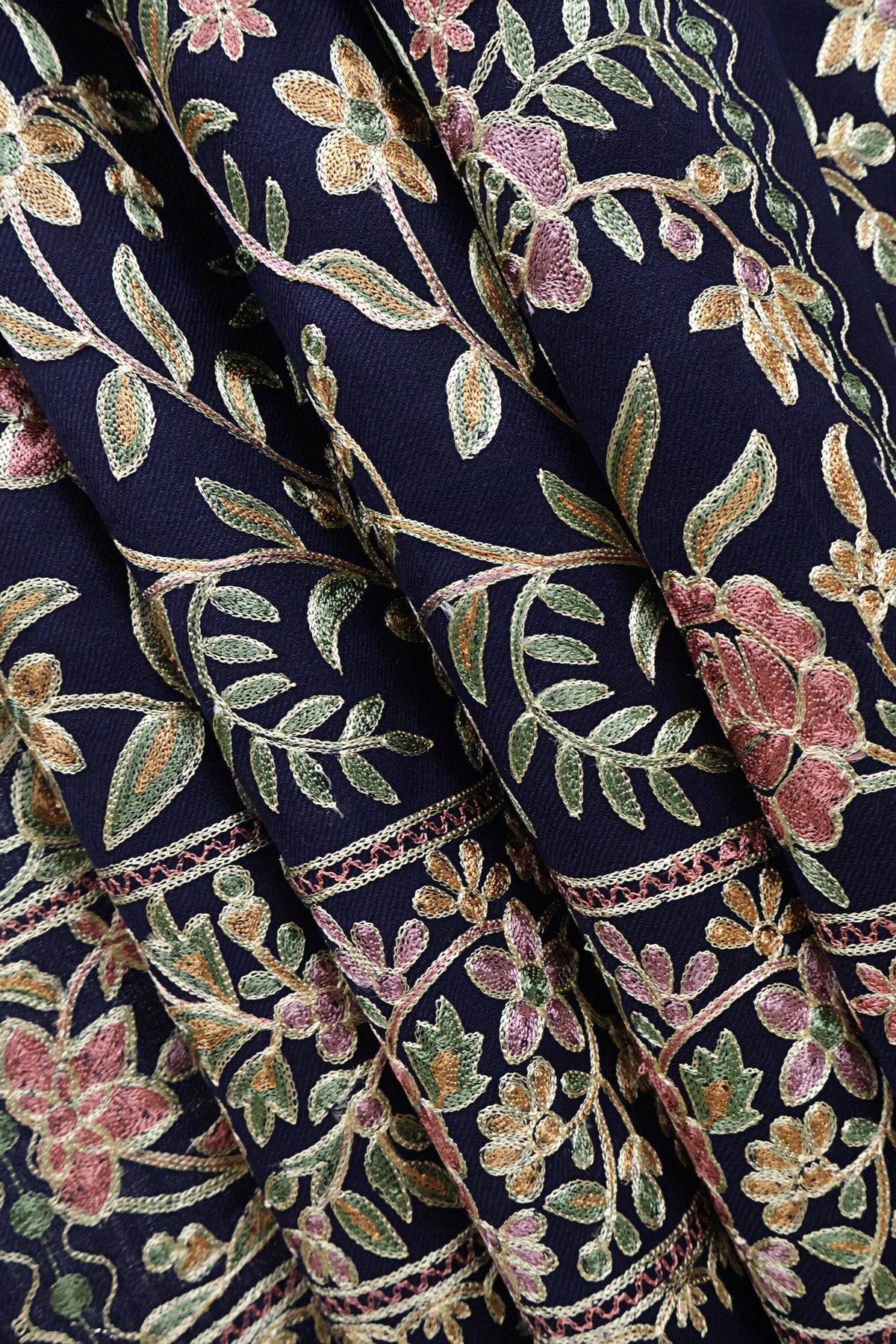 3Piece -Kashmiri Pashmina Suit WE3P21