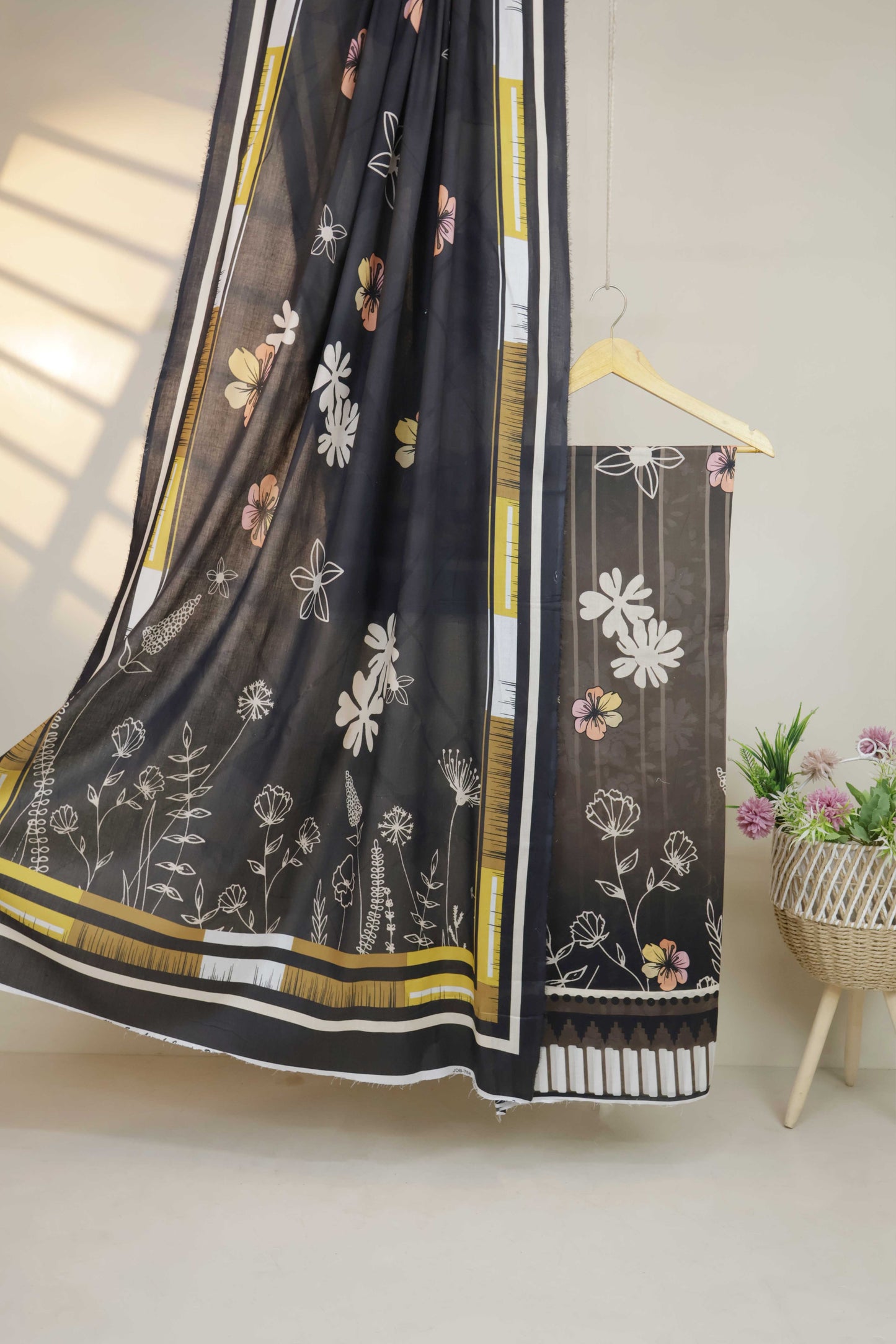 3PC-Lawn Printed Suit 3PSL43