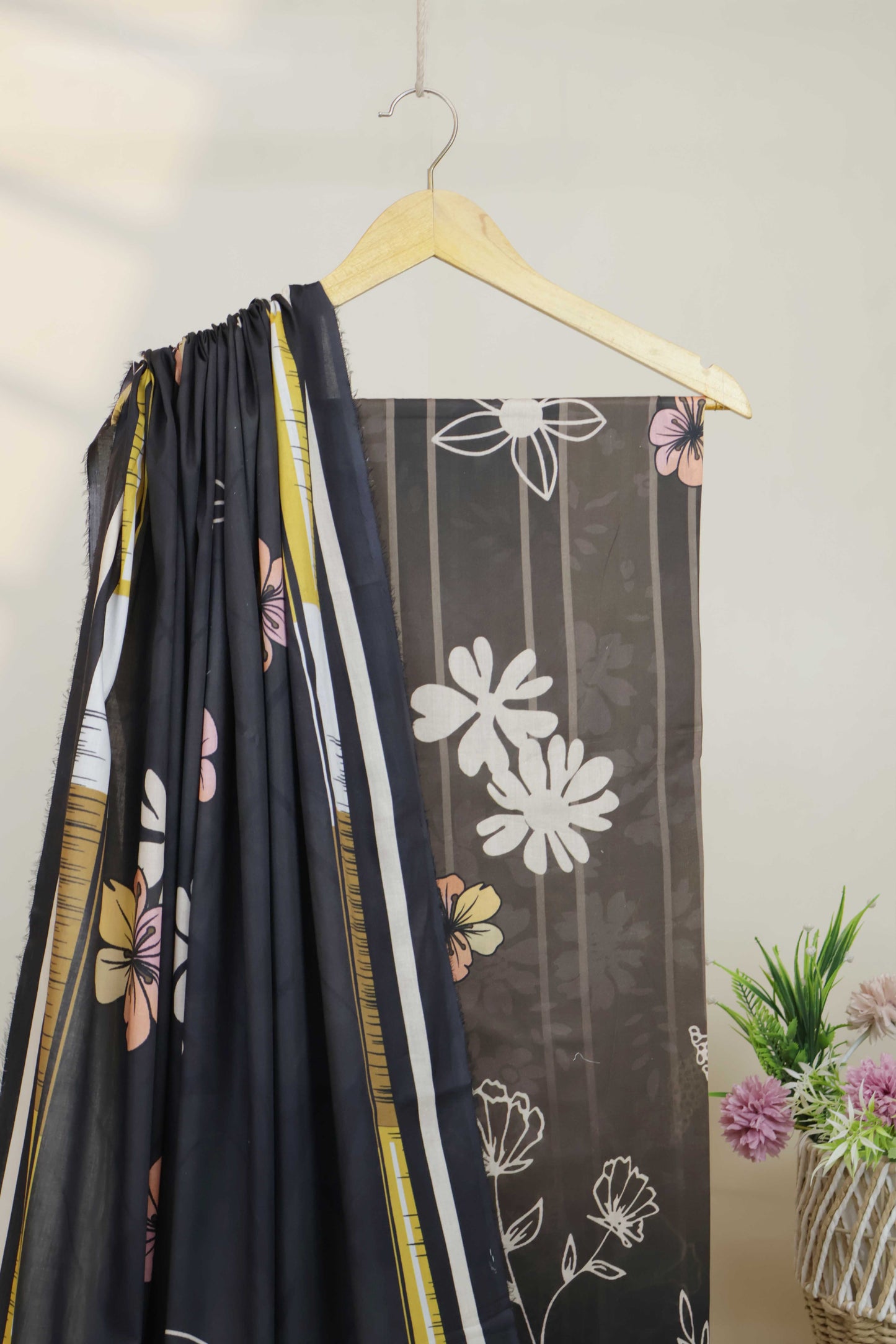 3PC-Lawn Printed Suit 3PSL43