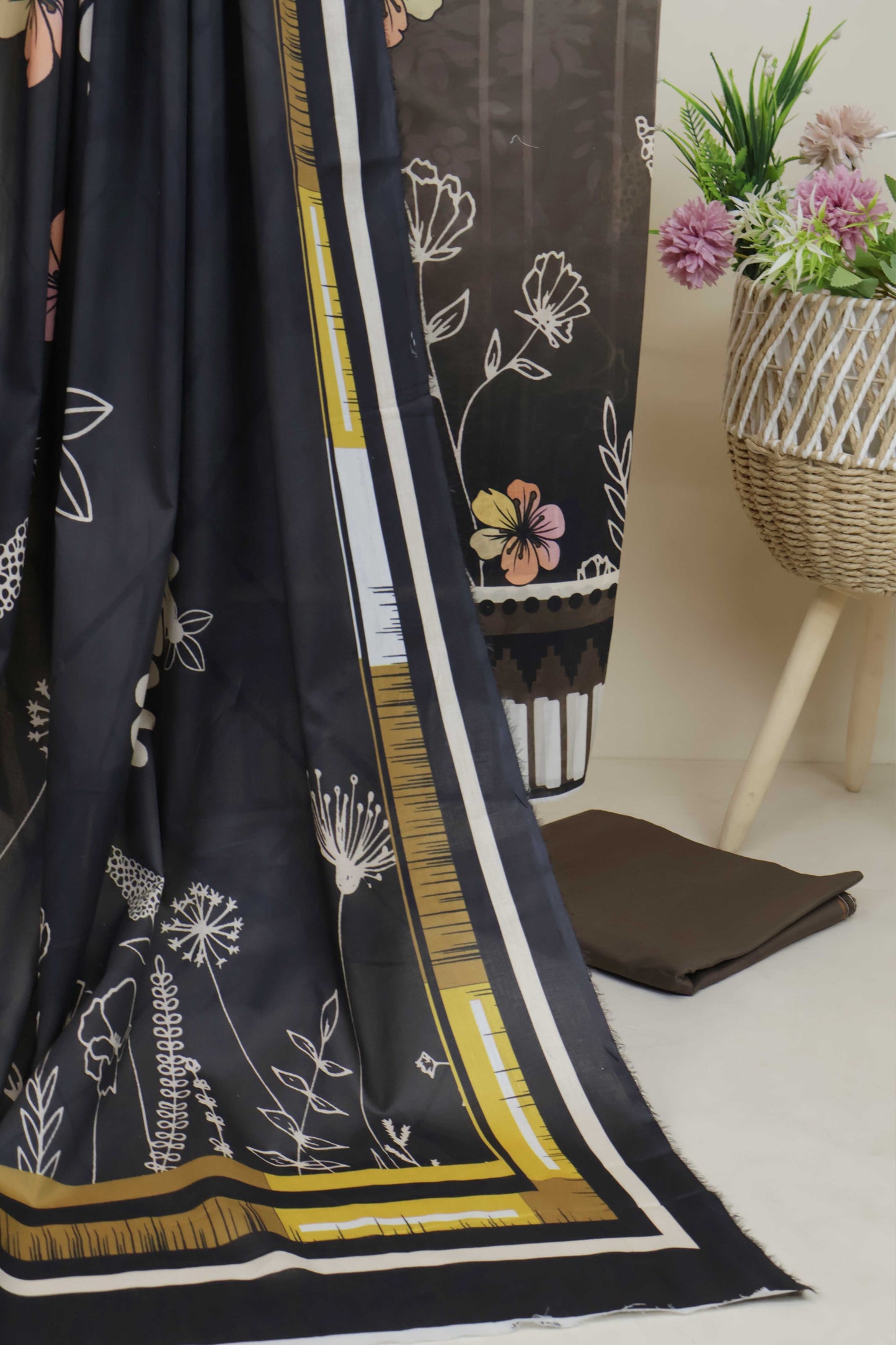 3PC-Lawn Printed Suit 3PSL43