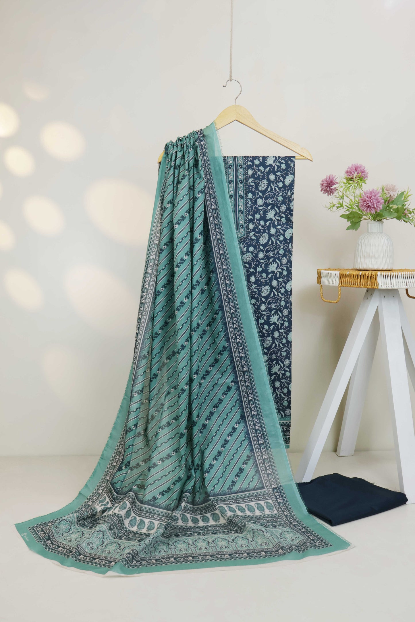 3PC-Lawn Printed Suit 3PLBS92