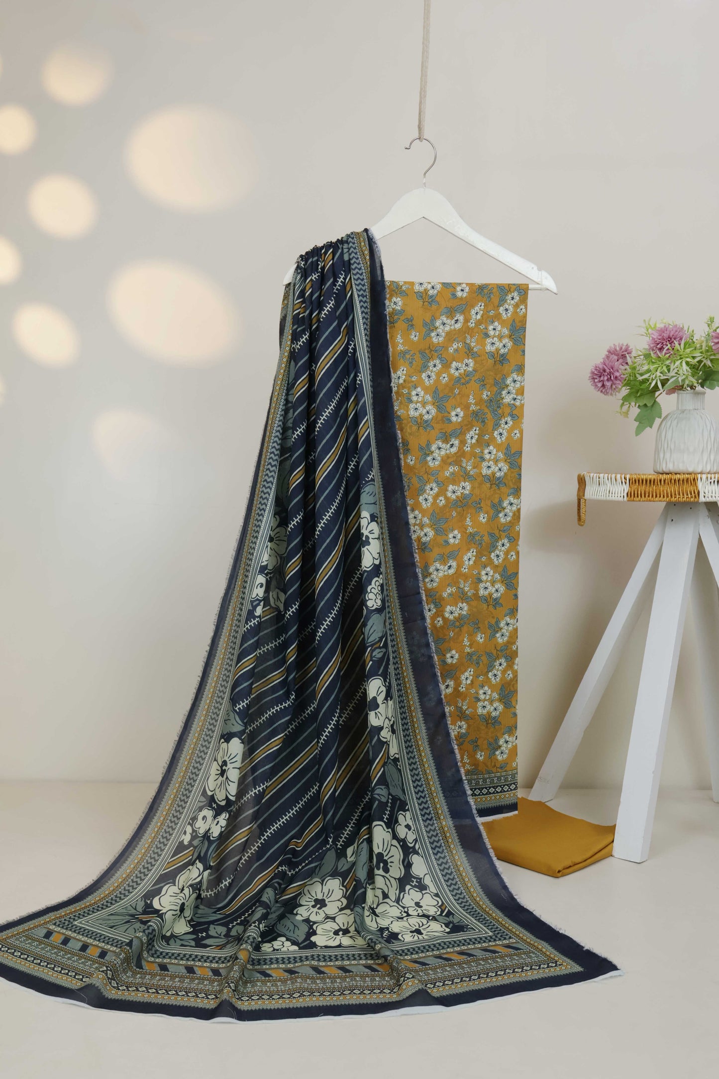 3PC-Lawn Printed Suit 3PLBS100