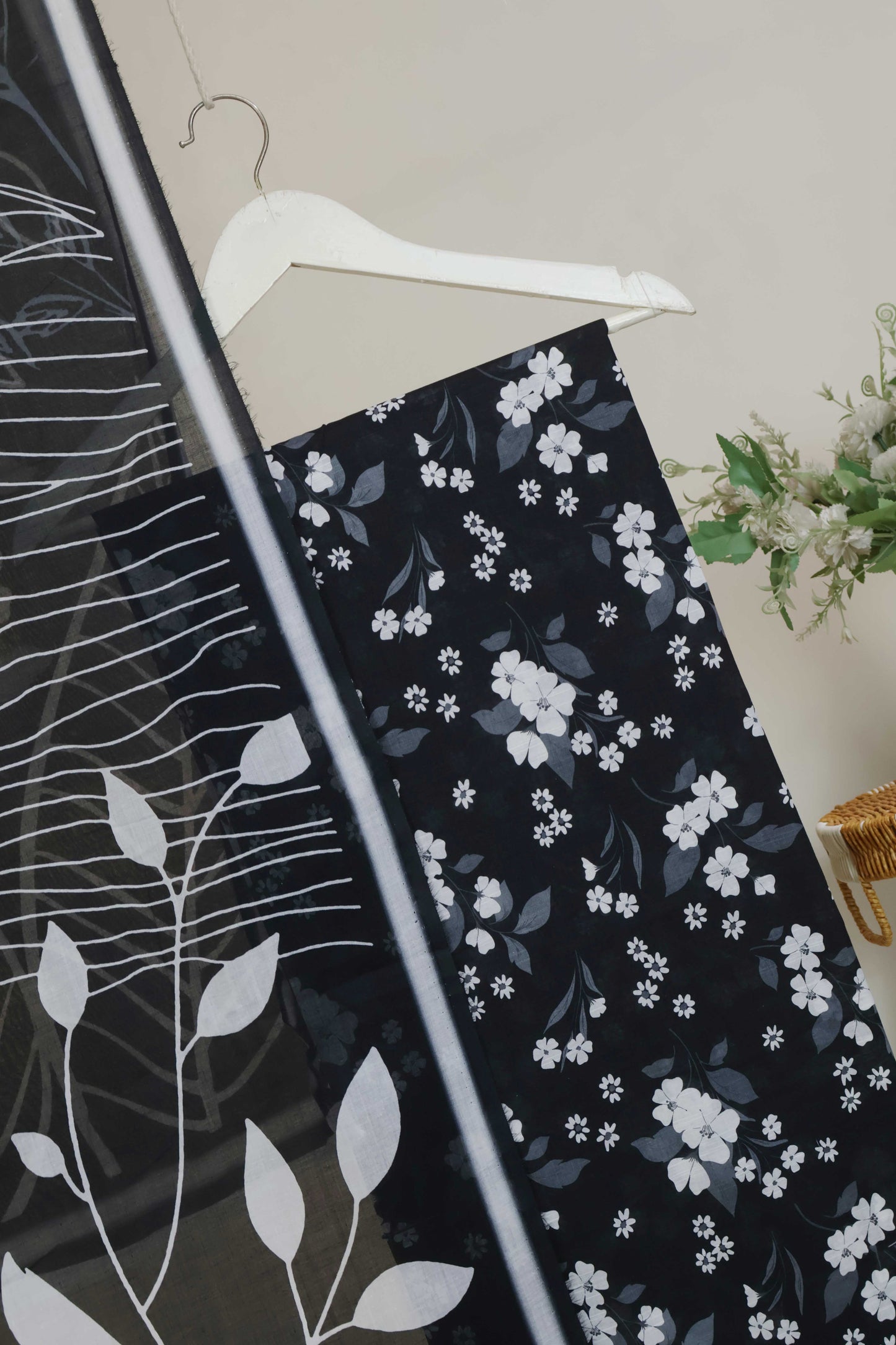 3pc-Lawn Printed Suit H25SLST101
