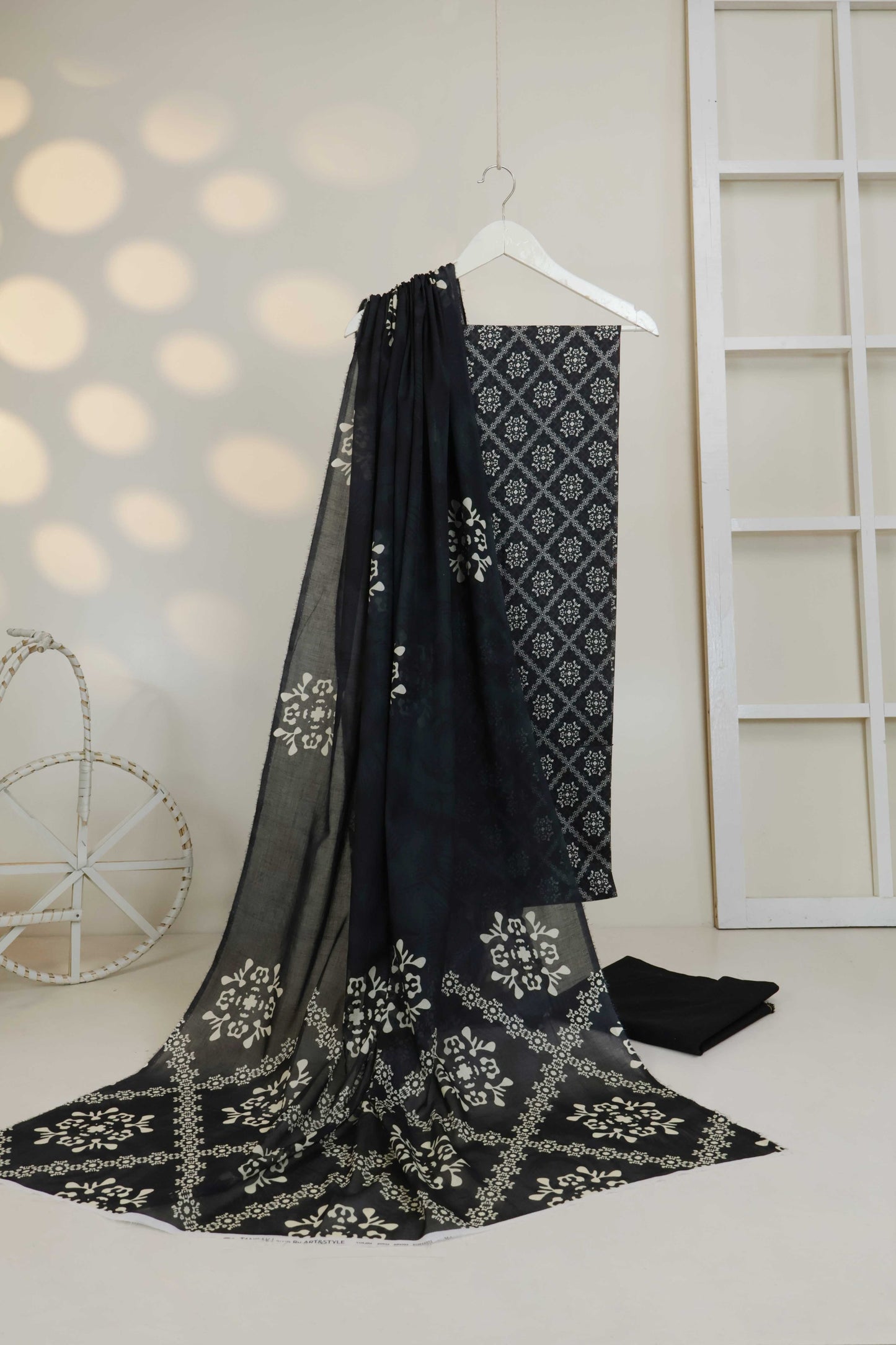 3pc-Lawn Printed Suit H25SLST100