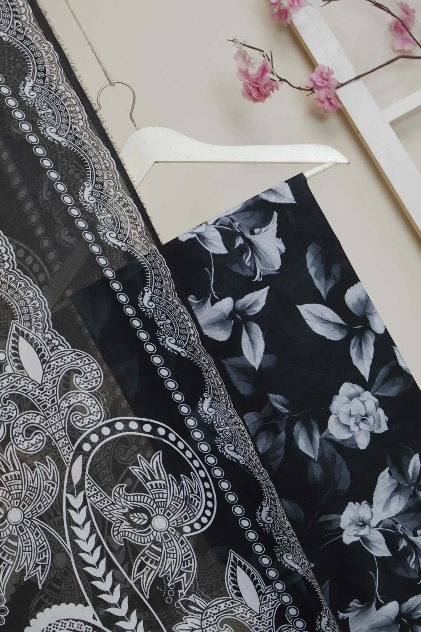 3pc-Lawn Printed Suit H25SLST104