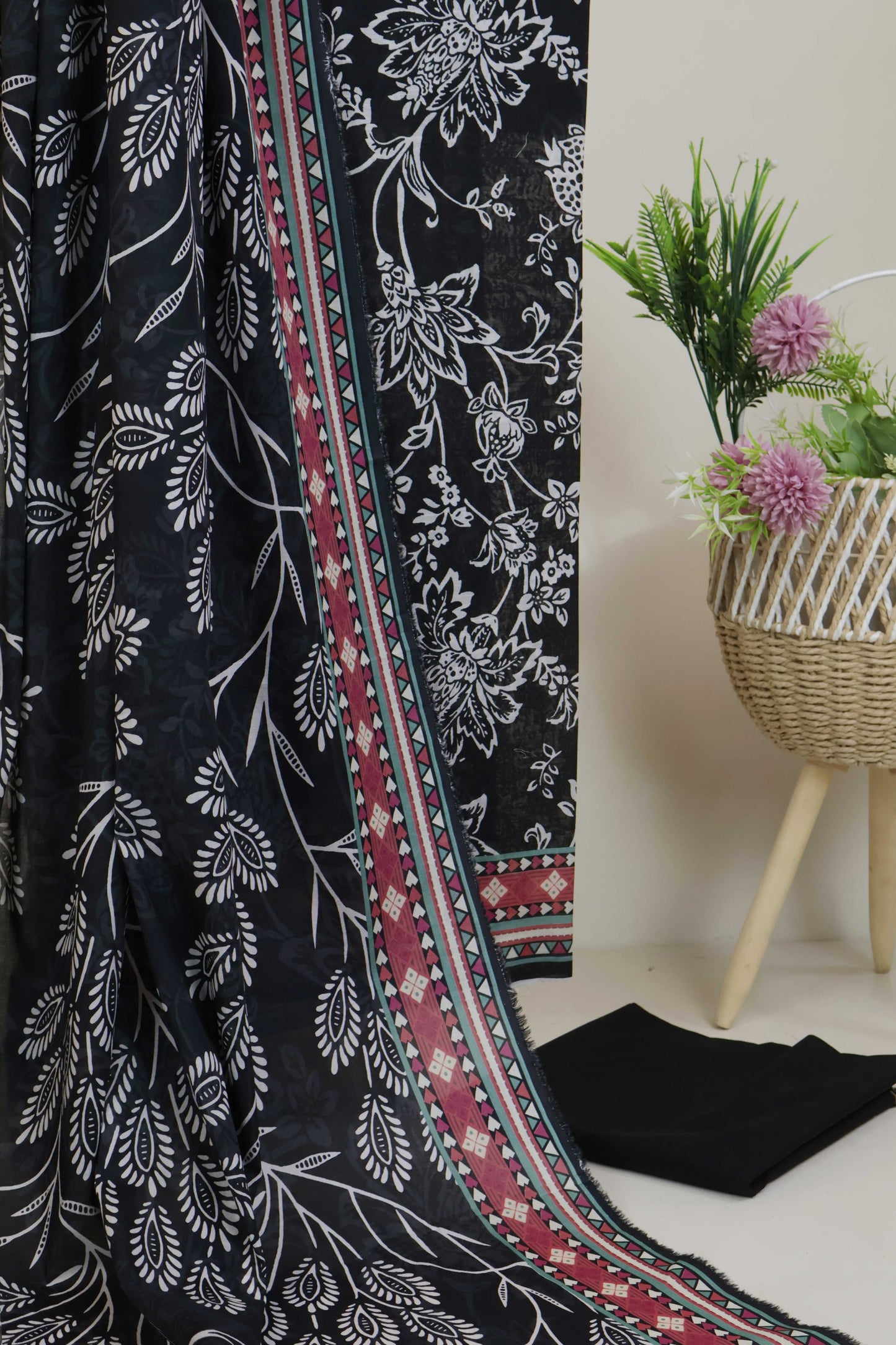 3pc-Lawn Printed Suit H25SLST109