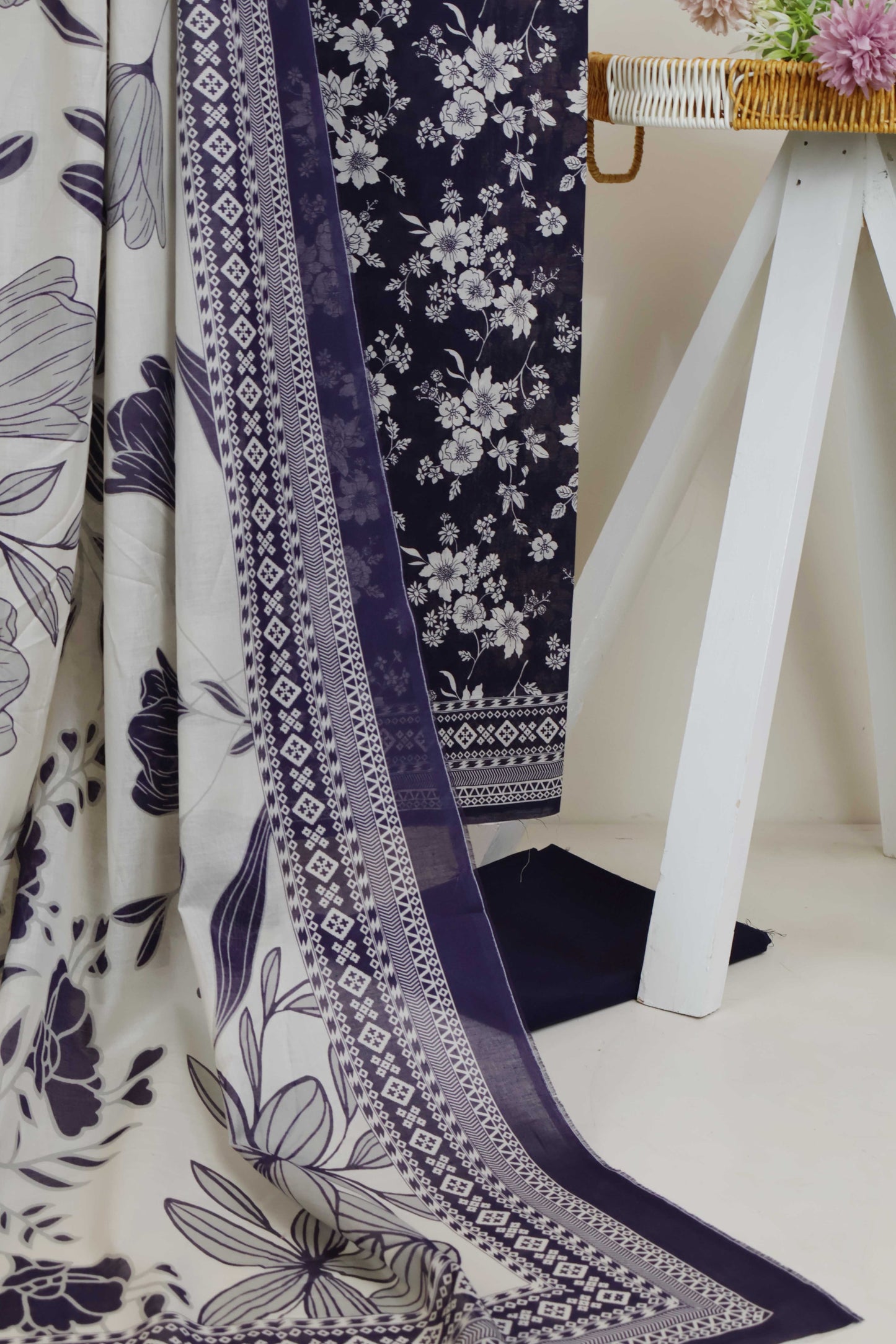 3PC-Lawn Printed Suit 3PLBS107