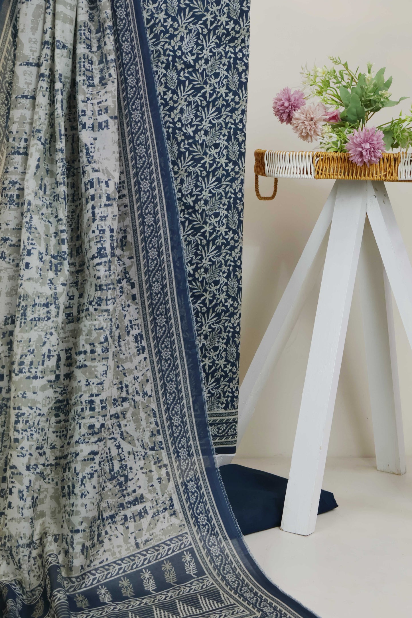3PC-Lawn Printed Suit 3PLBS103
