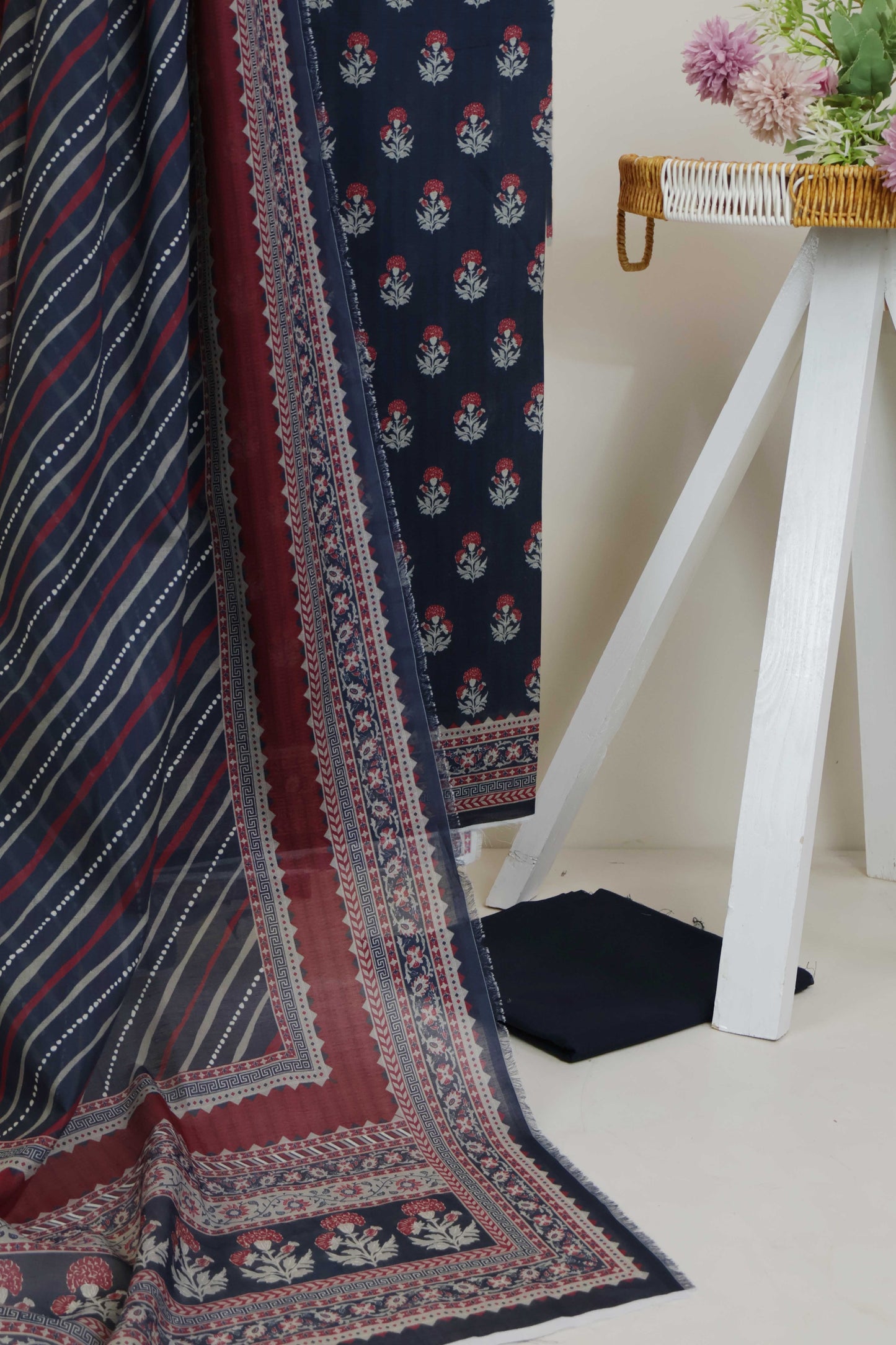 3PC-Lawn Printed Suit 3PLBS106